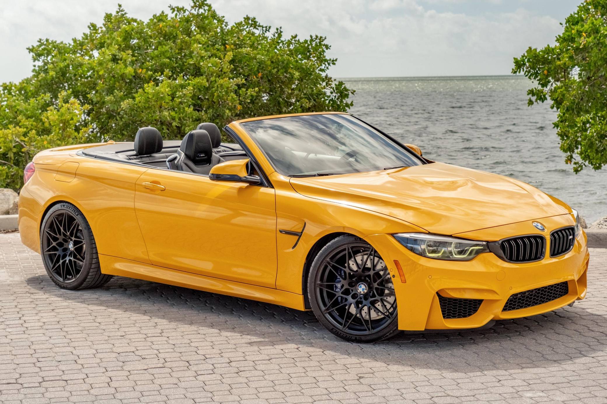 2019-bmw-m4-convertible-edition-30-jahre-vin-wbs4z9c58kej63545-for