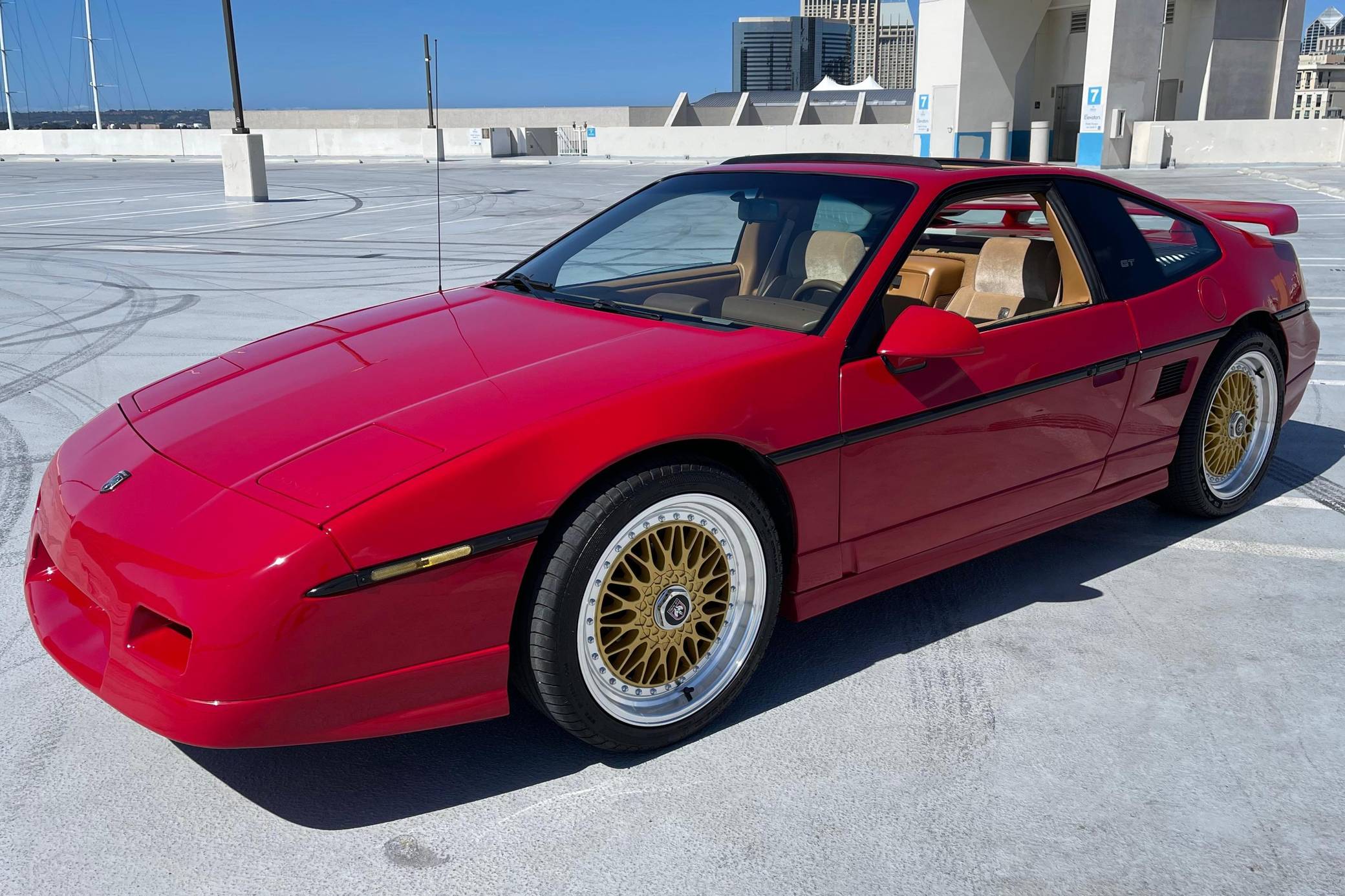 1986 Pontiac Fiero GT