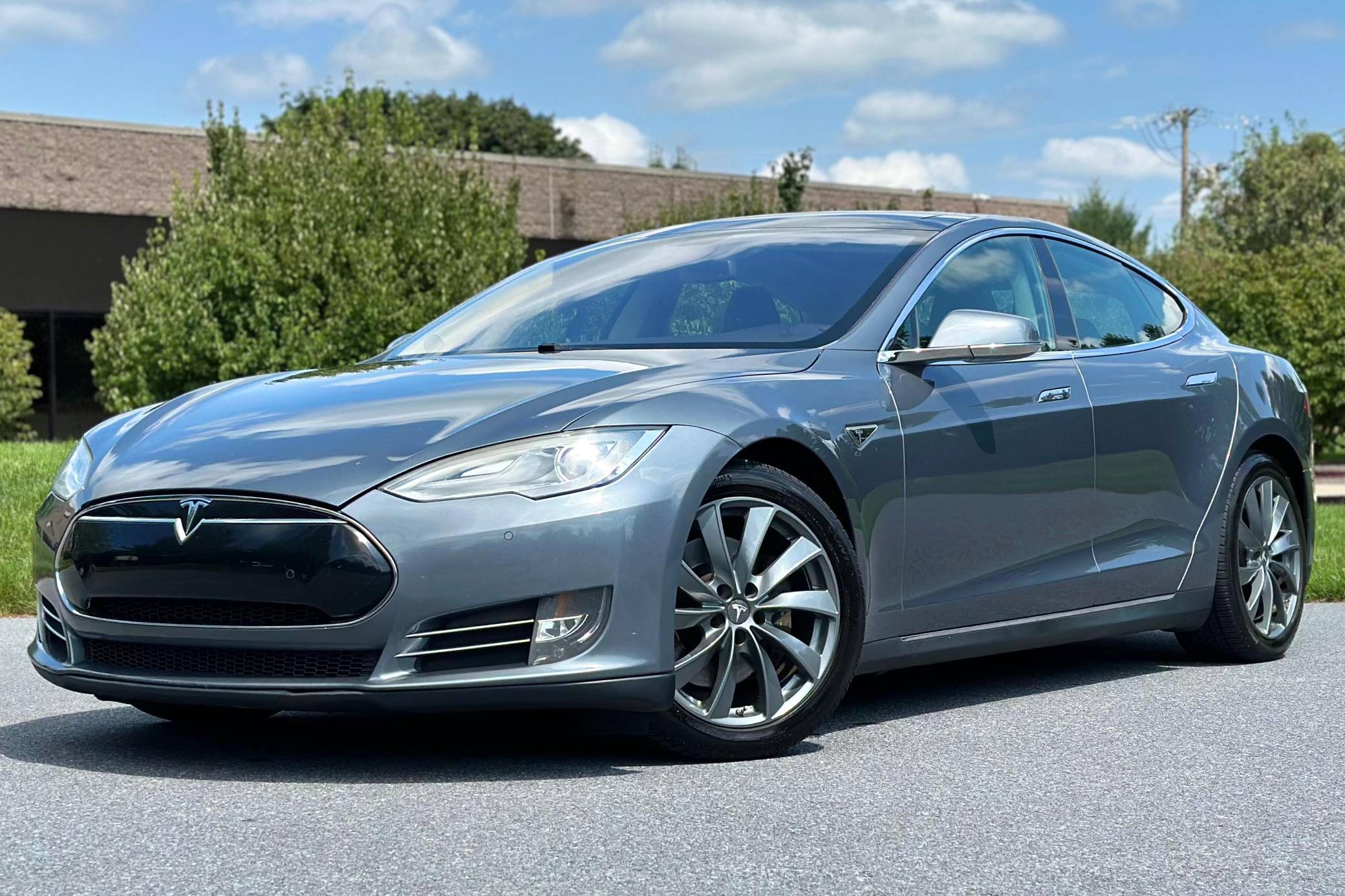 2013 Tesla Model S P85+