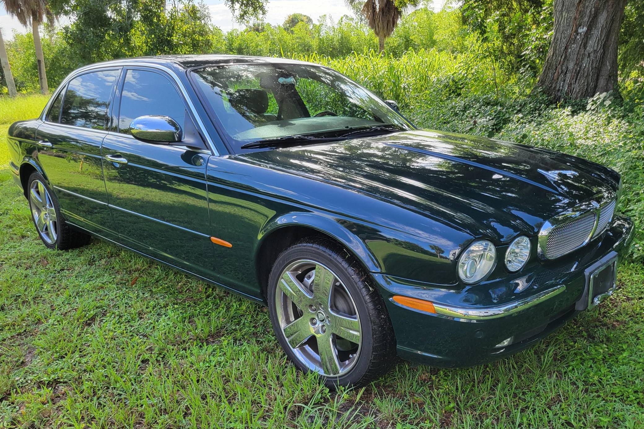 2005 Jaguar XJ Super V8