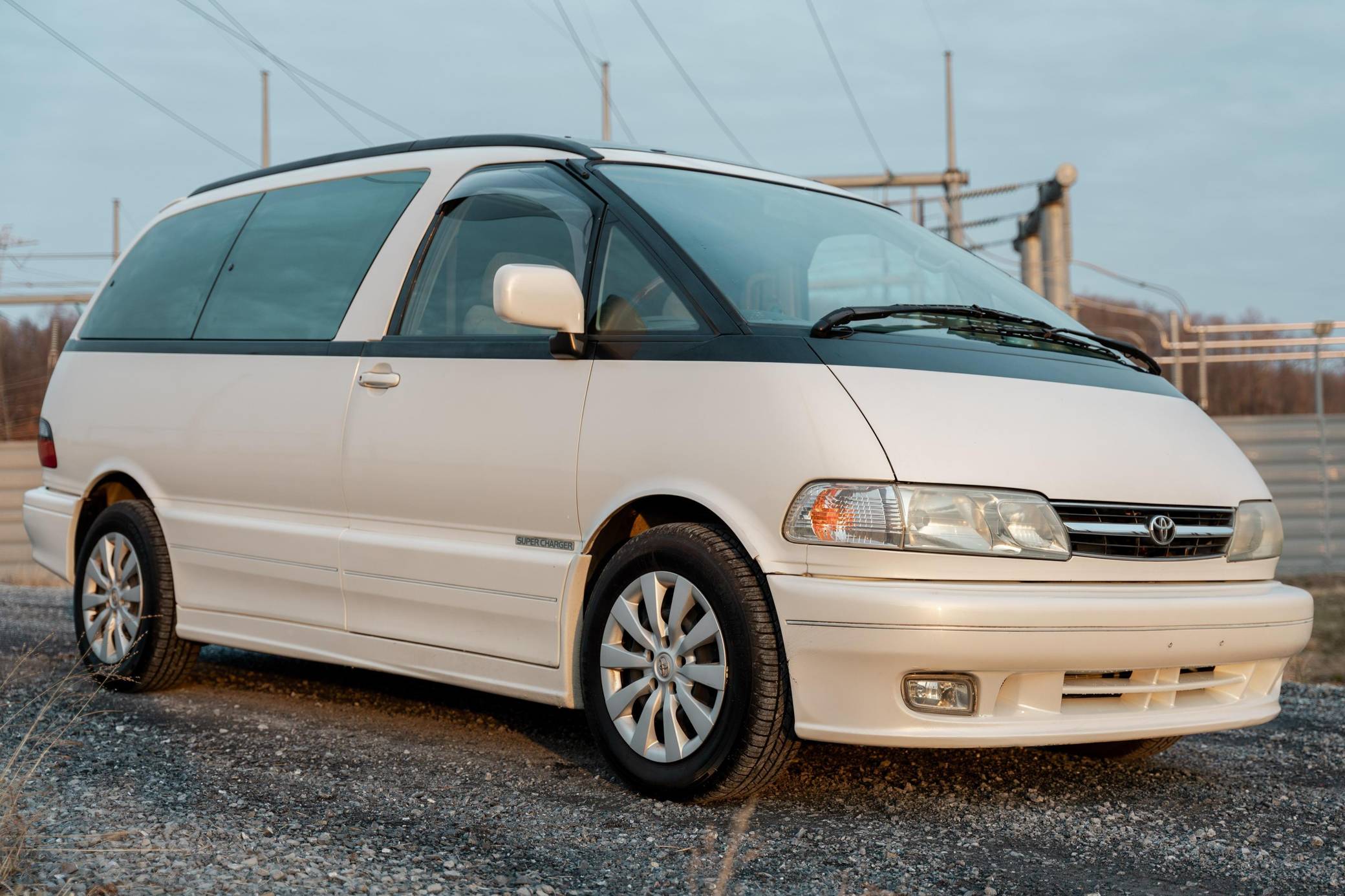1999 Toyota Estima V Limited AWD VIN: TCR20-1119794 for Sale - Cars & Bids
