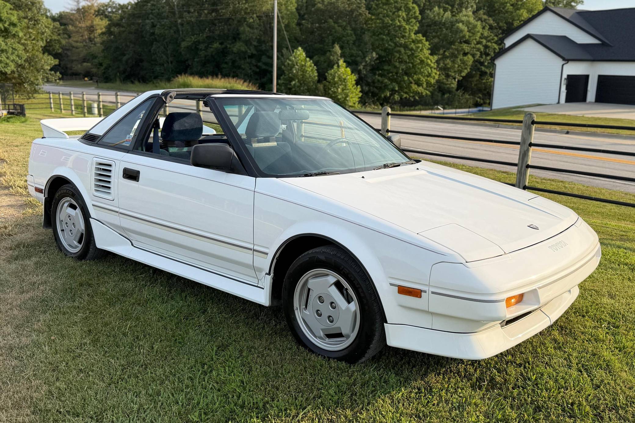 1987 Toyota MR2
