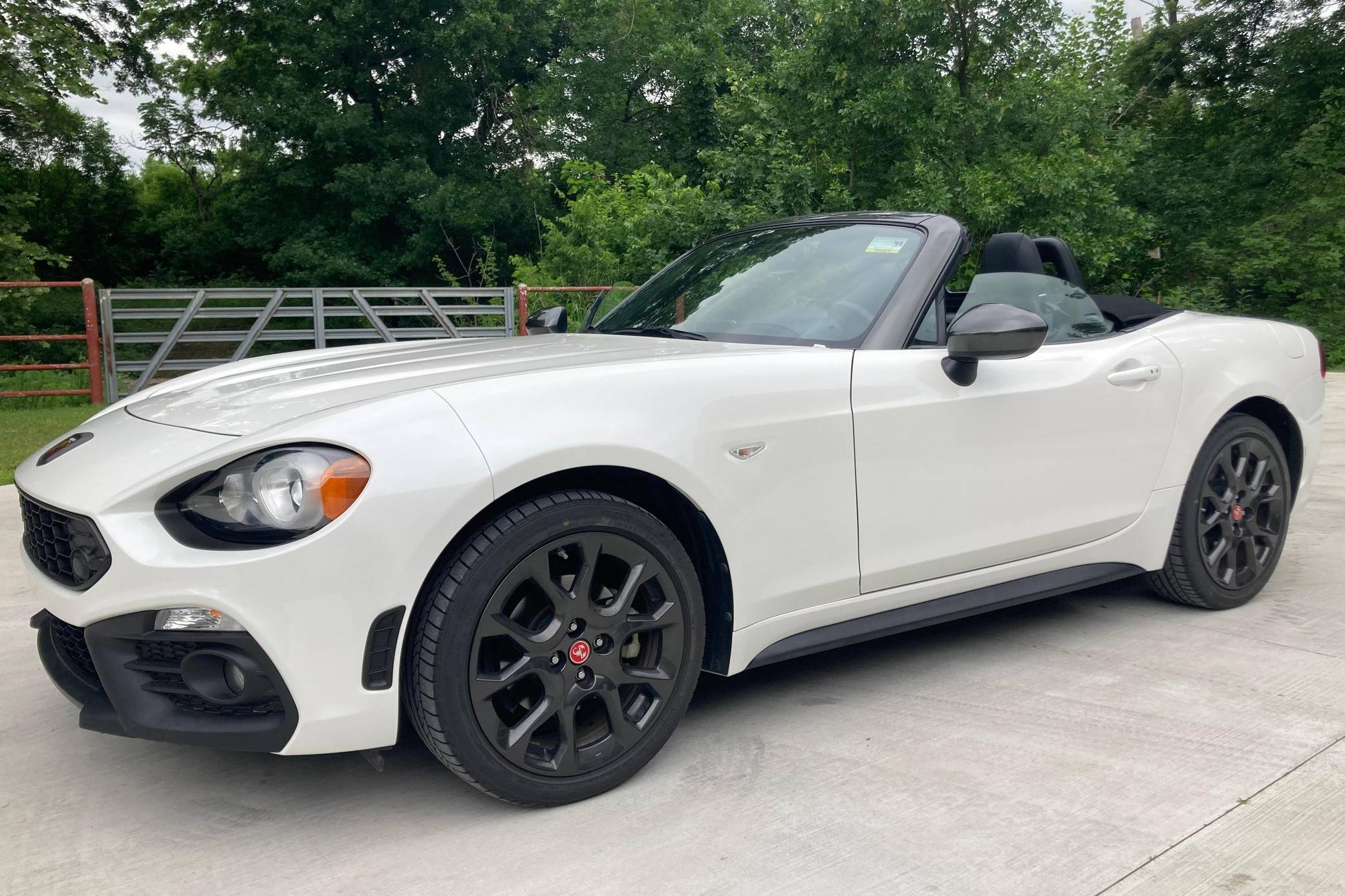 2018 Fiat 124 Spider Abarth VIN: JC1NFAEKXJ0134291 for Sale - Cars & Bids