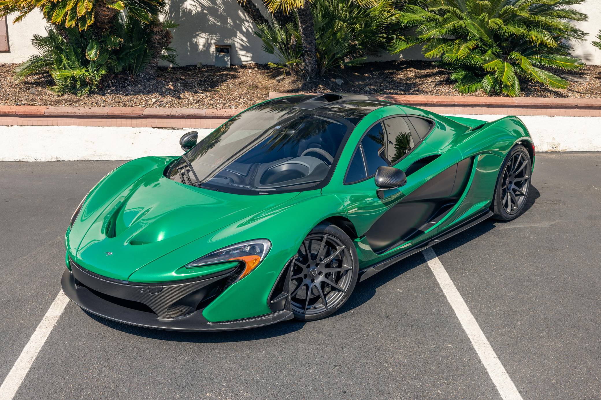 2014 McLaren P1 photo 104