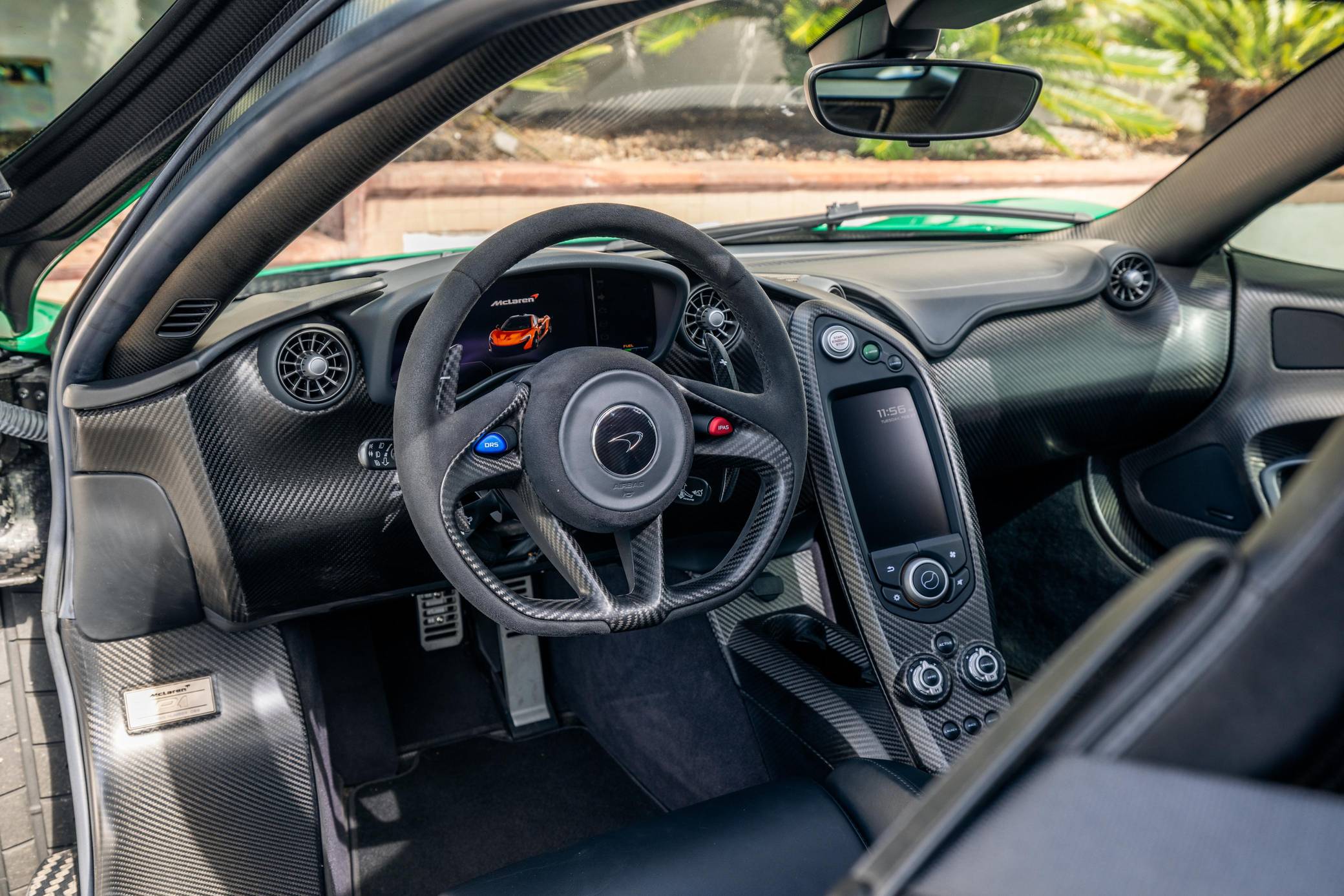 2014 McLaren P1 photo 291