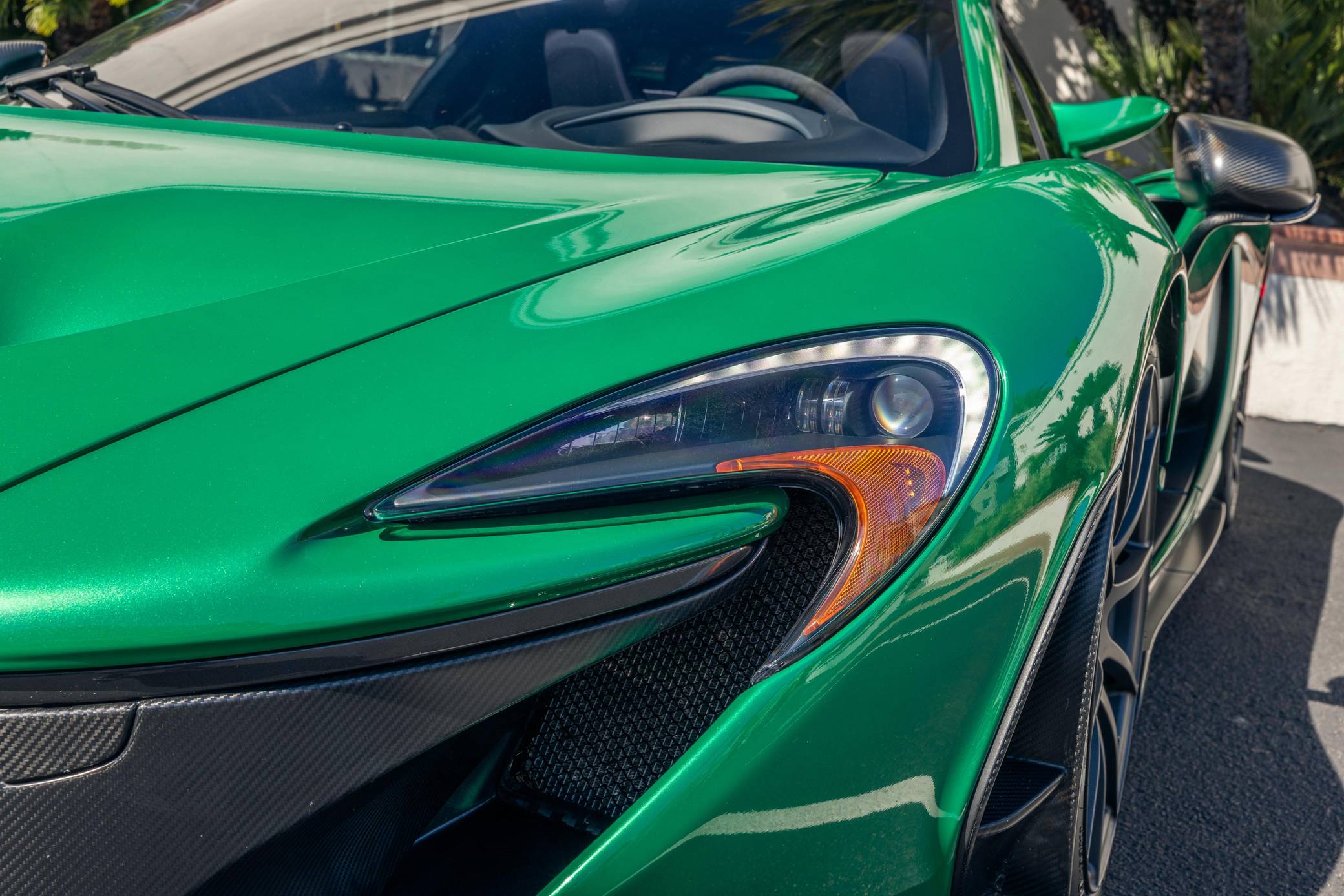 2014 McLaren P1 photo 165