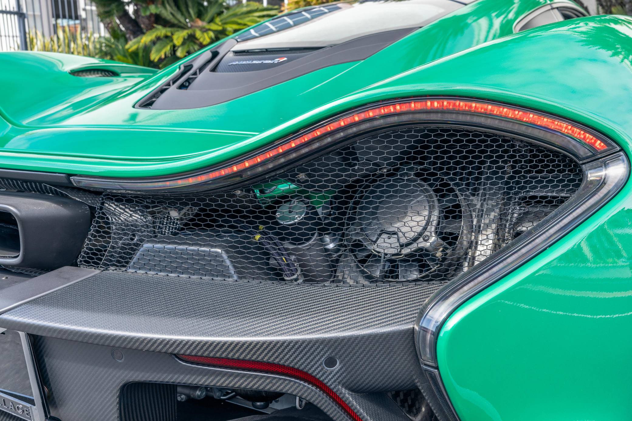 2014 McLaren P1 photo 226