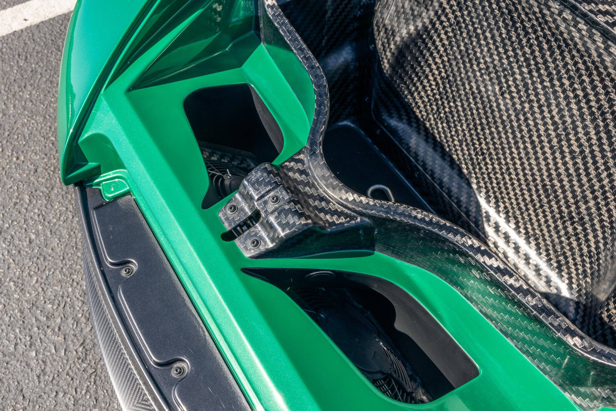 2014 McLaren P1 photo 400