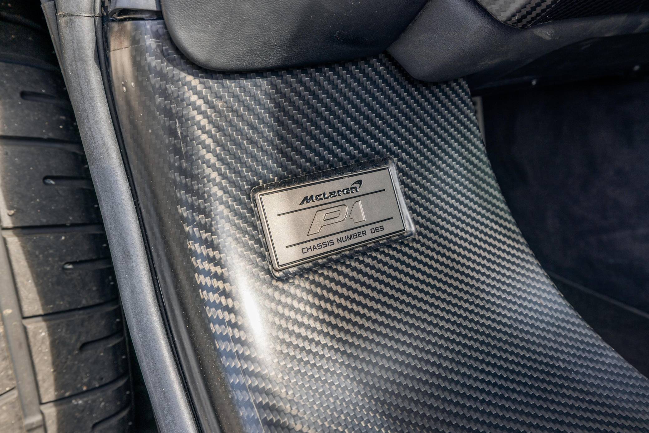 2014 McLaren P1 photo 354