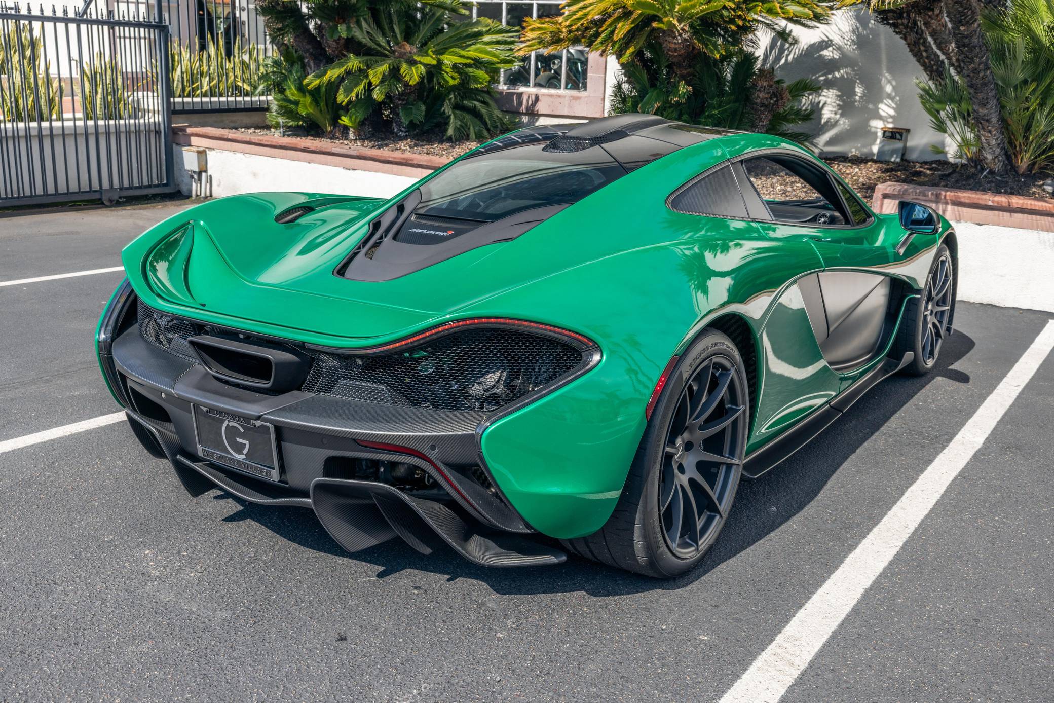 2014 McLaren P1 photo 122