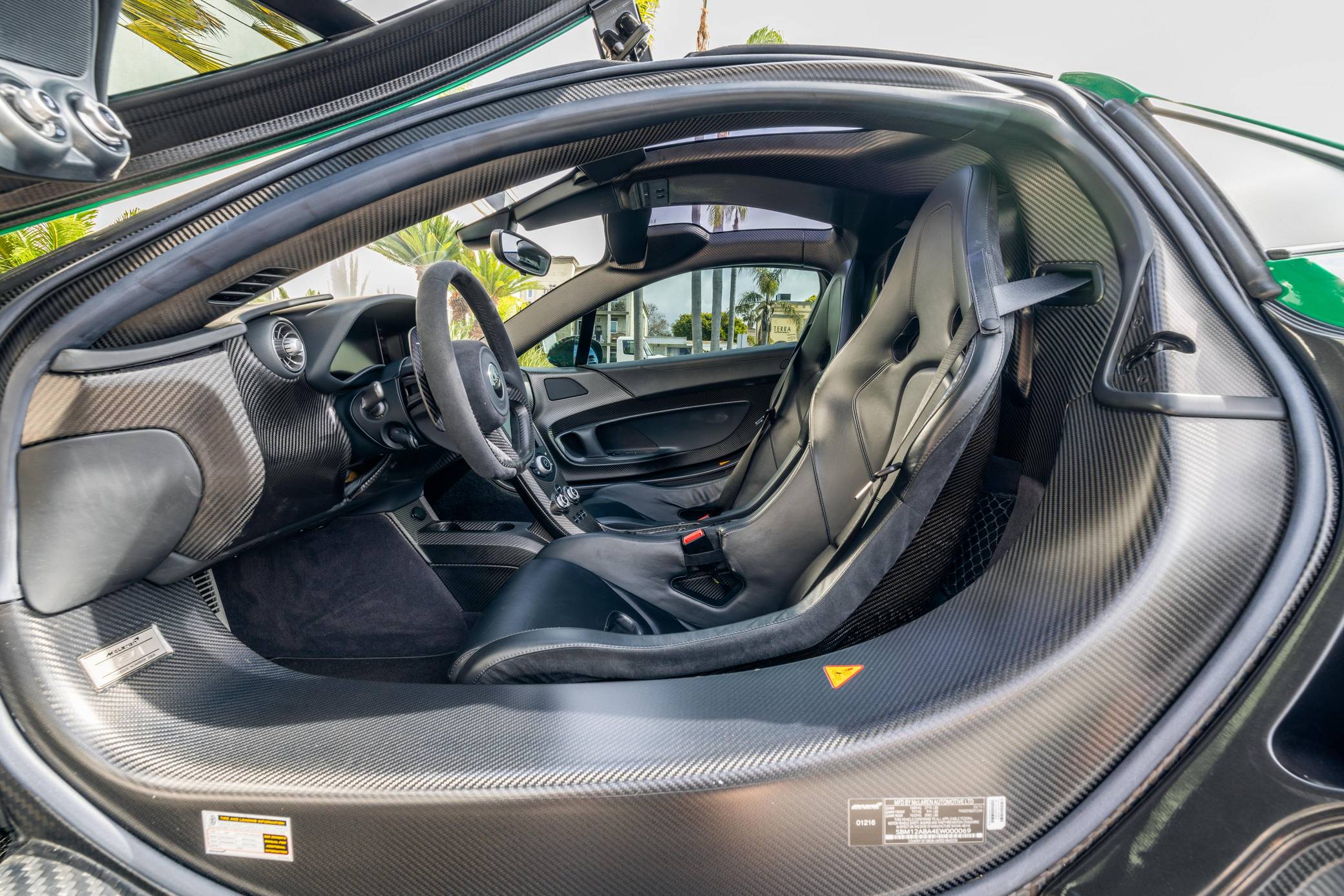 2014 McLaren P1 photo 275