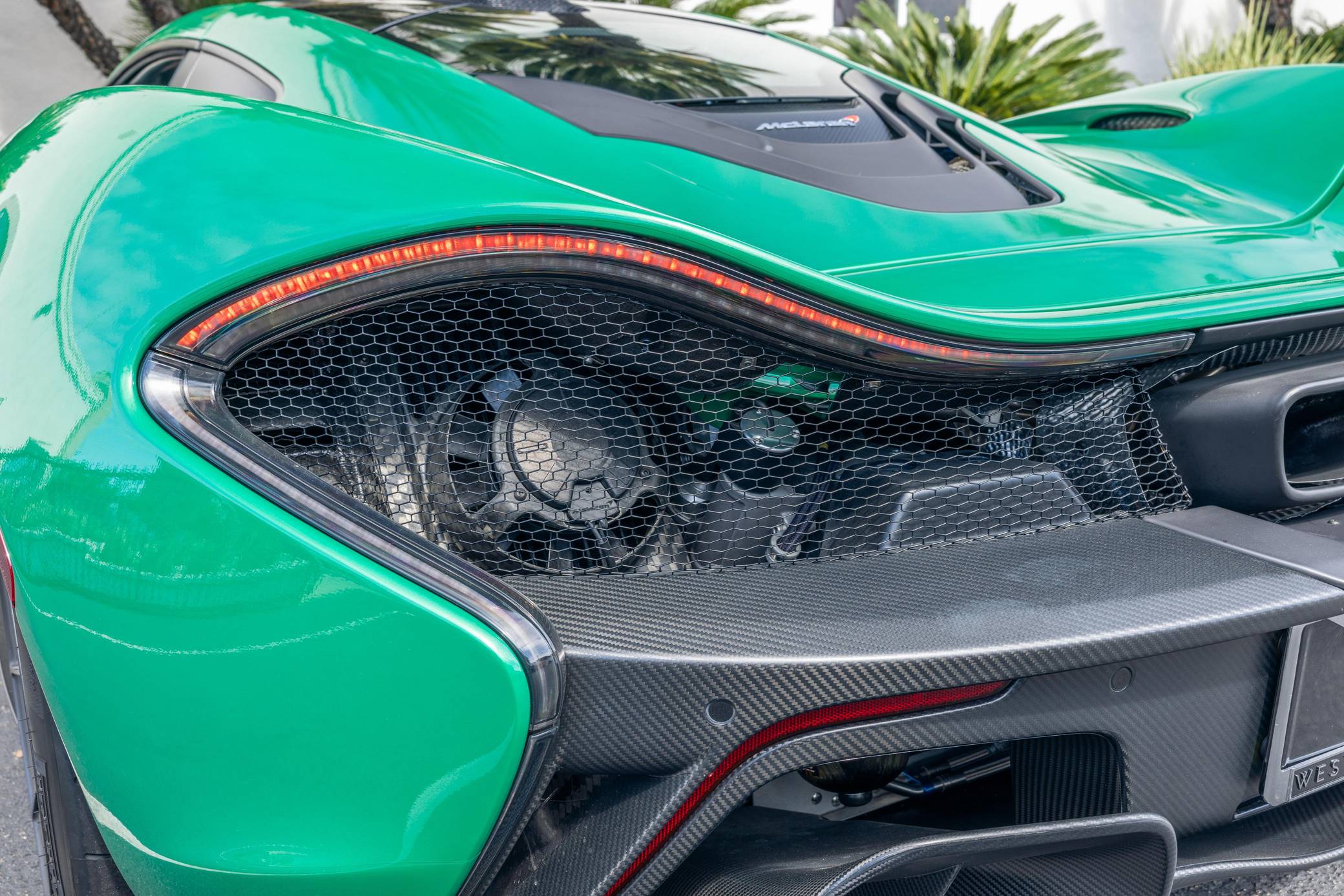 2014 McLaren P1 photo 210