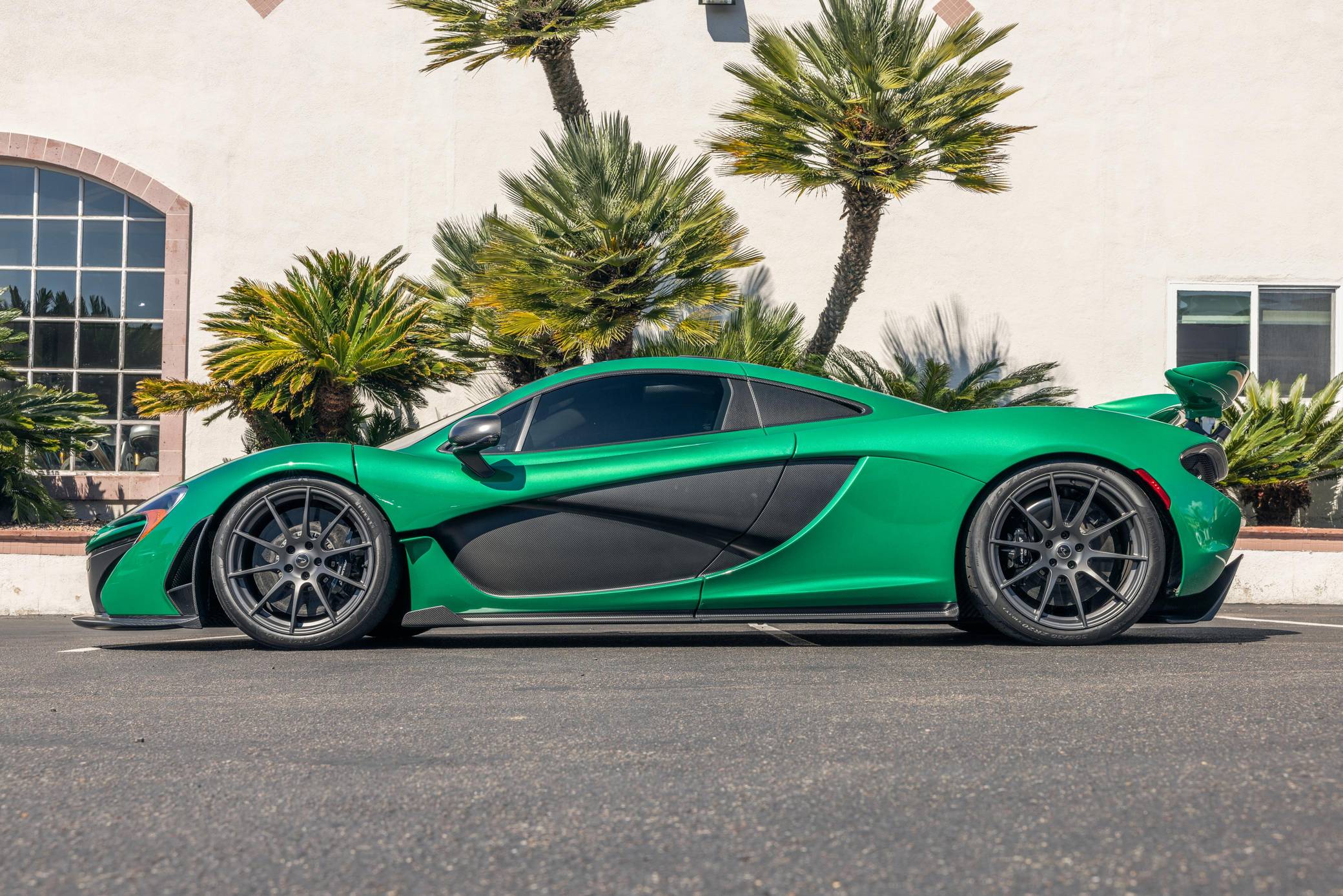 2014 McLaren P1 photo 42