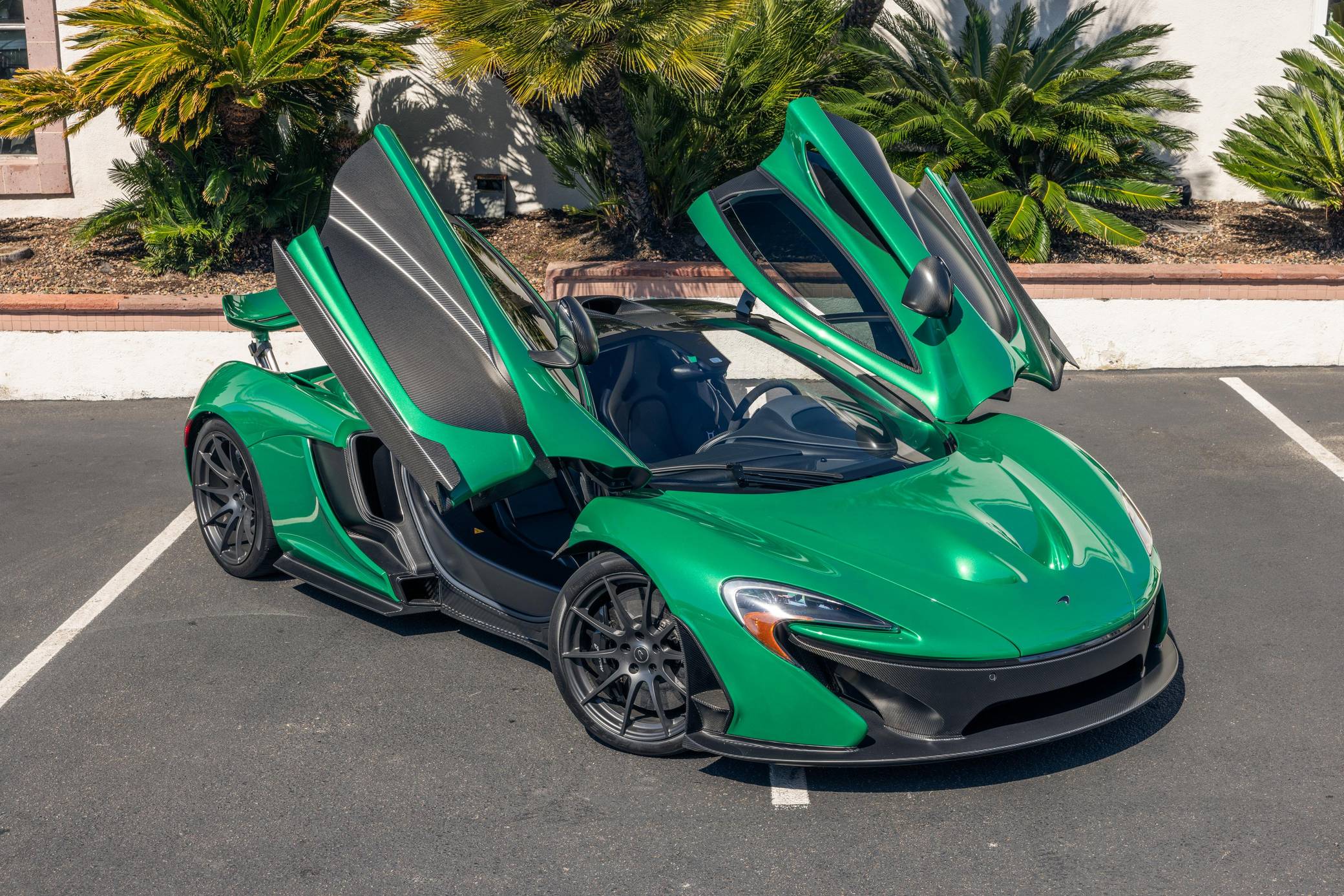 2014 McLaren P1 photo 145