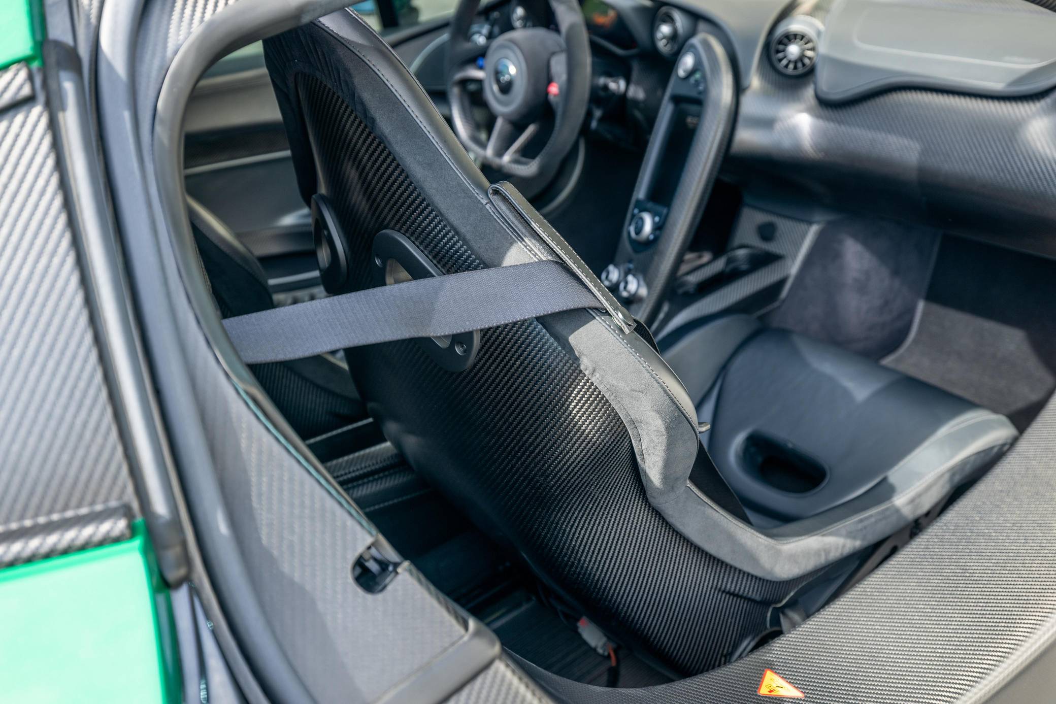 2014 McLaren P1 photo 286