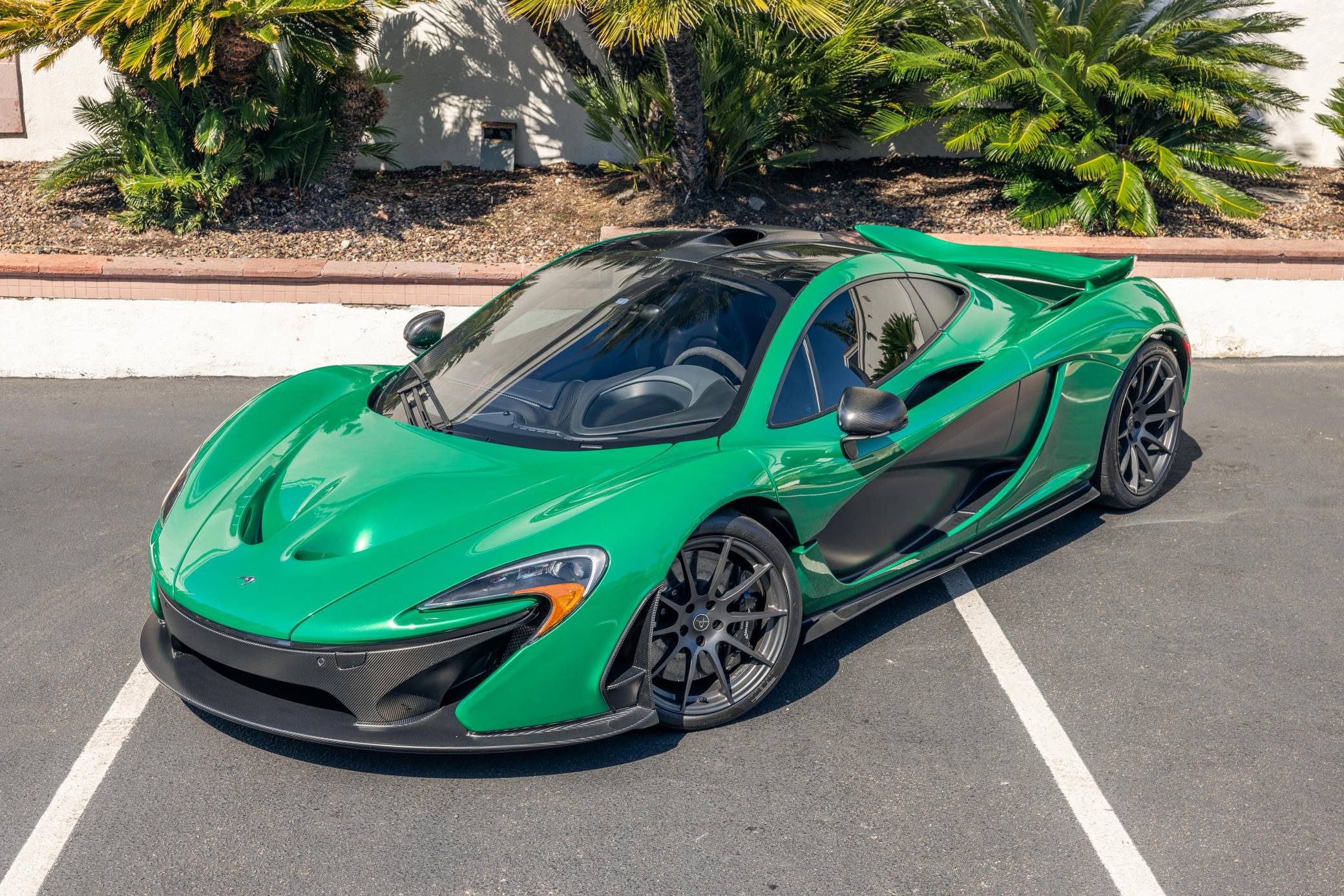 2014 McLaren P1 photo 81