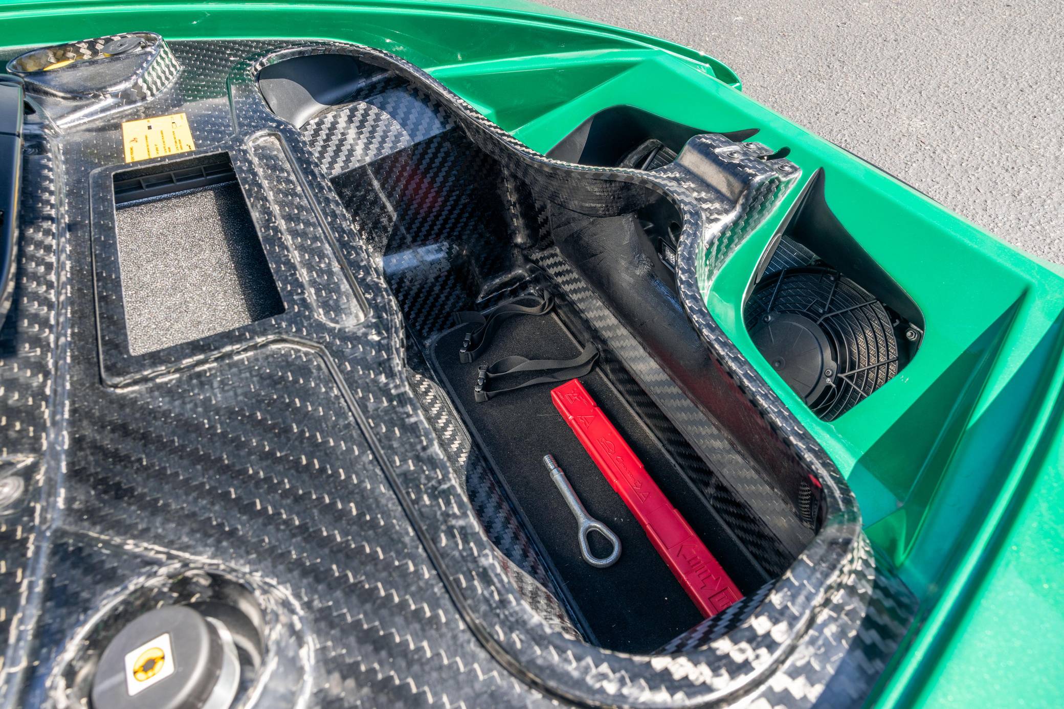 2014 McLaren P1 photo 395