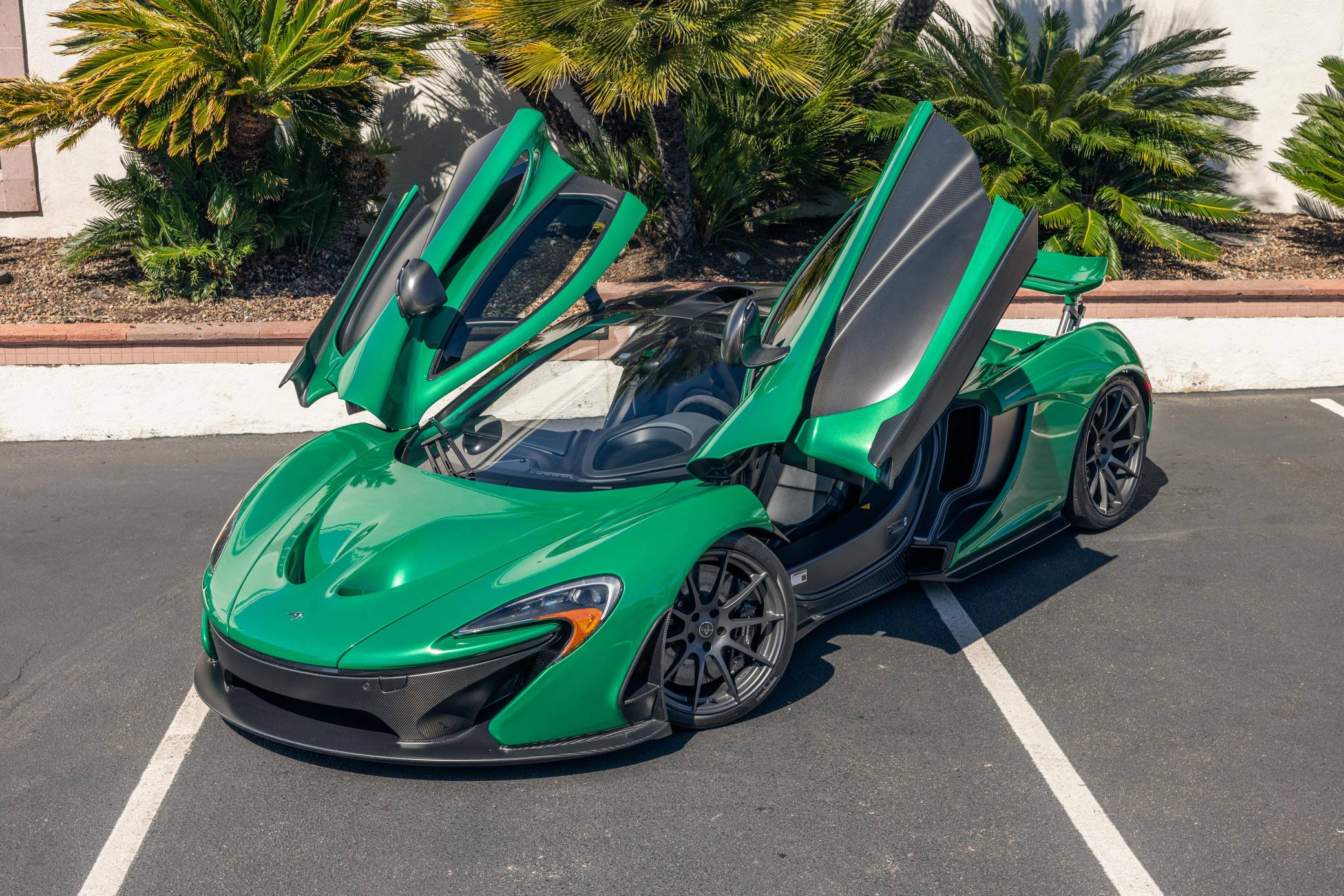 2014 McLaren P1 photo 137