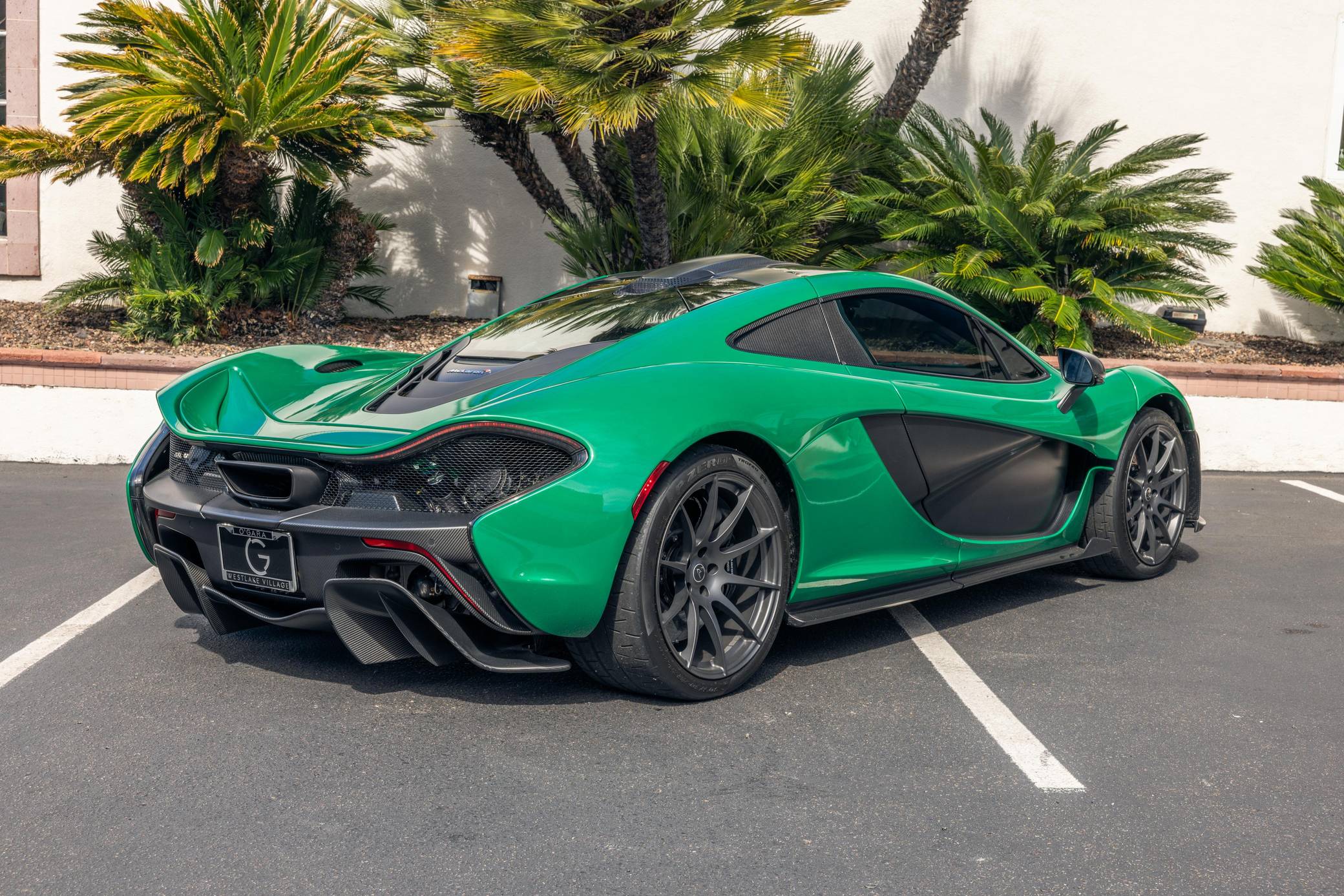 2014 McLaren P1 photo 125