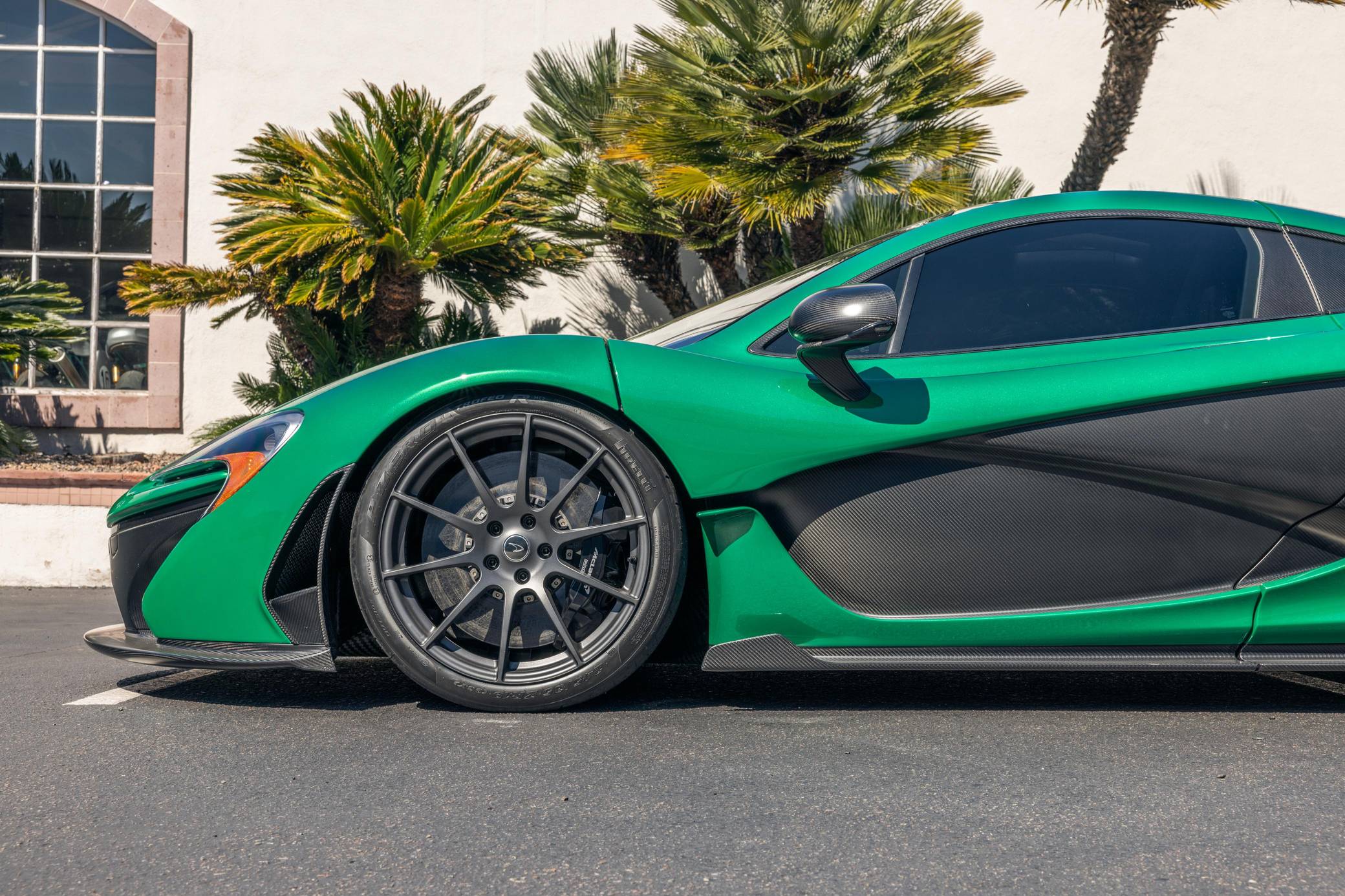 2014 McLaren P1 photo 178