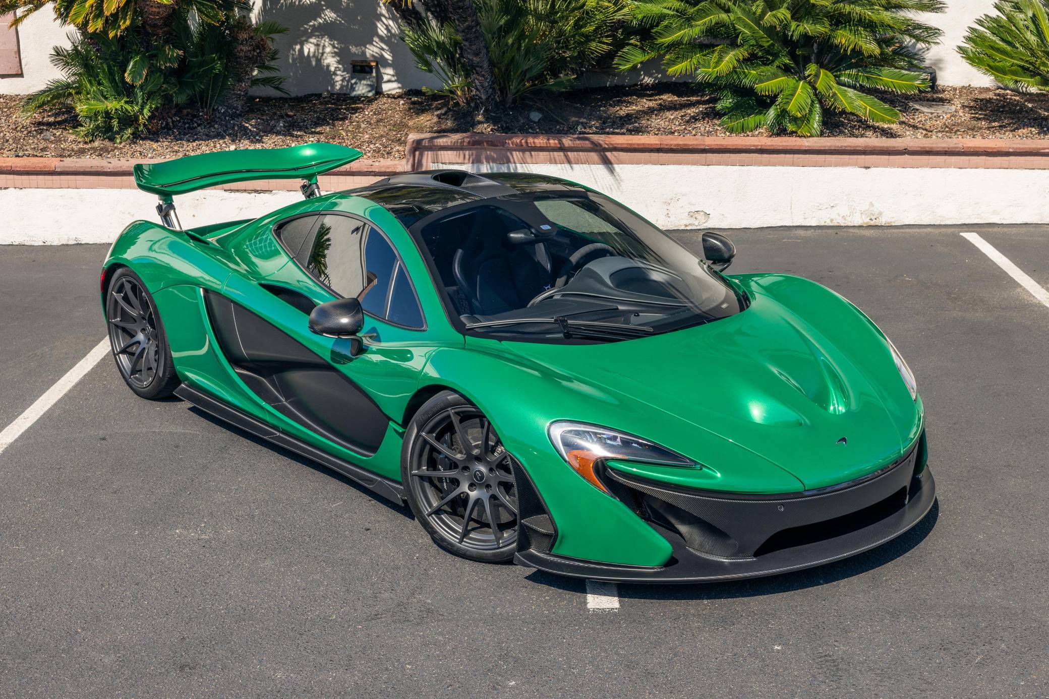2014 McLaren P1 photo 76