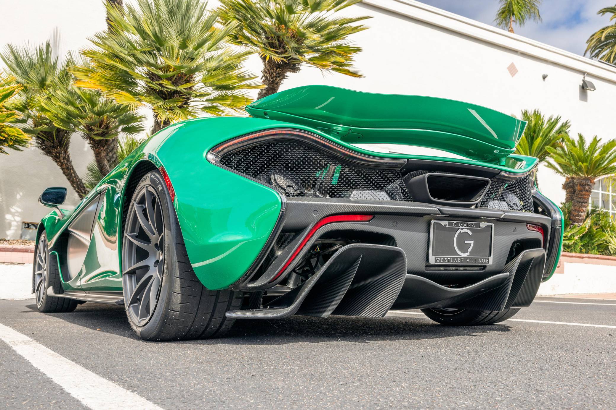 2014 McLaren P1 photo 89