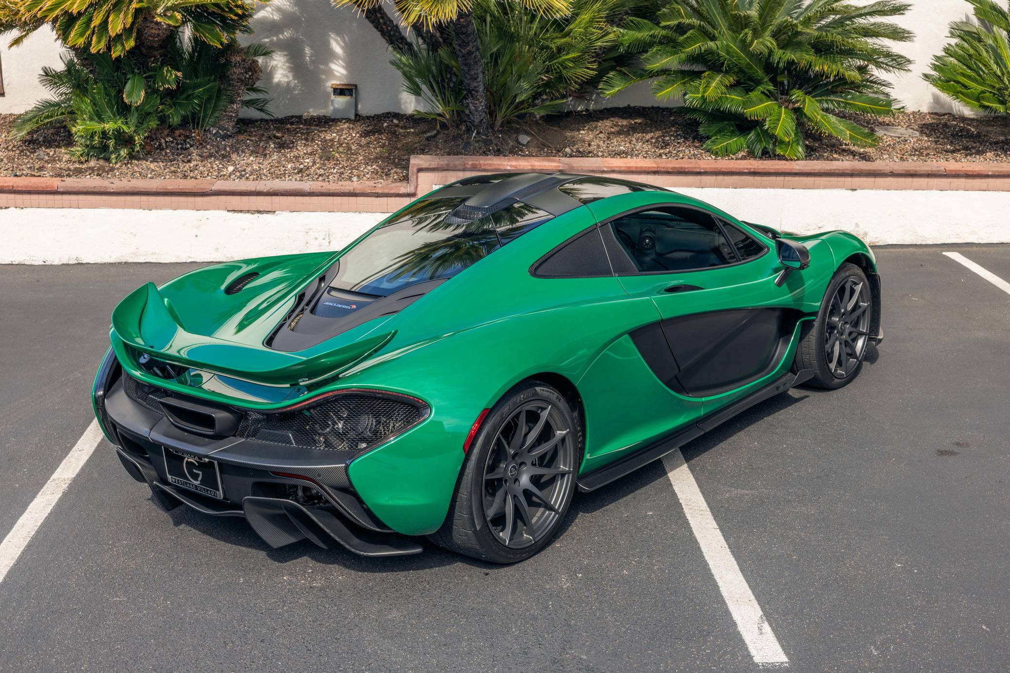 2014 McLaren P1 photo 97