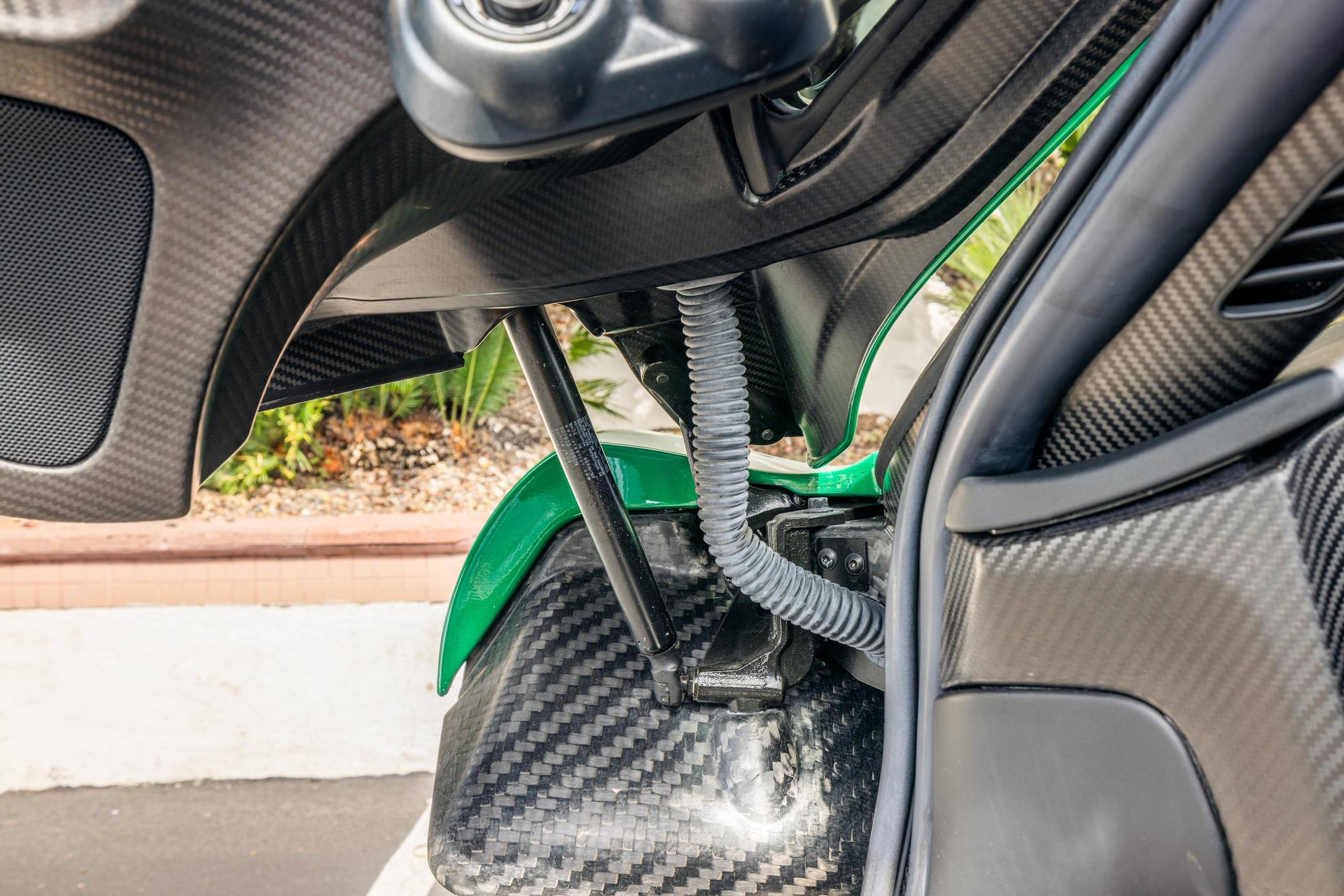 2014 McLaren P1 photo 370