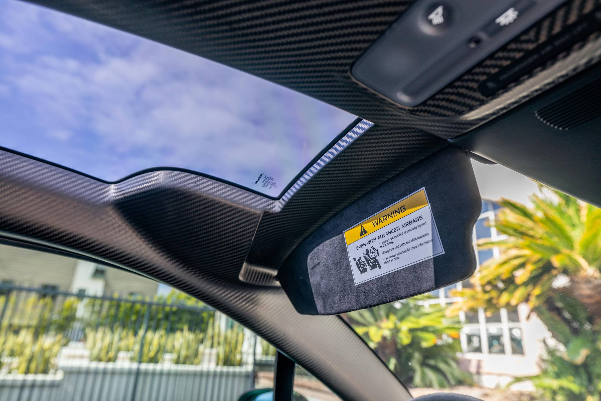 2014 McLaren P1 photo 352