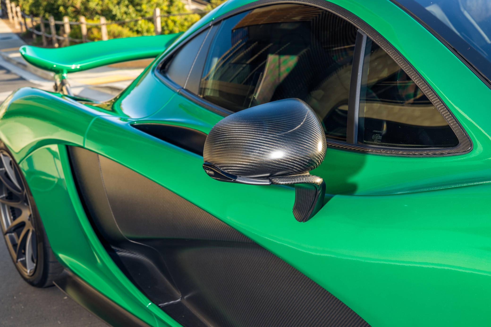 2014 McLaren P1 photo 248