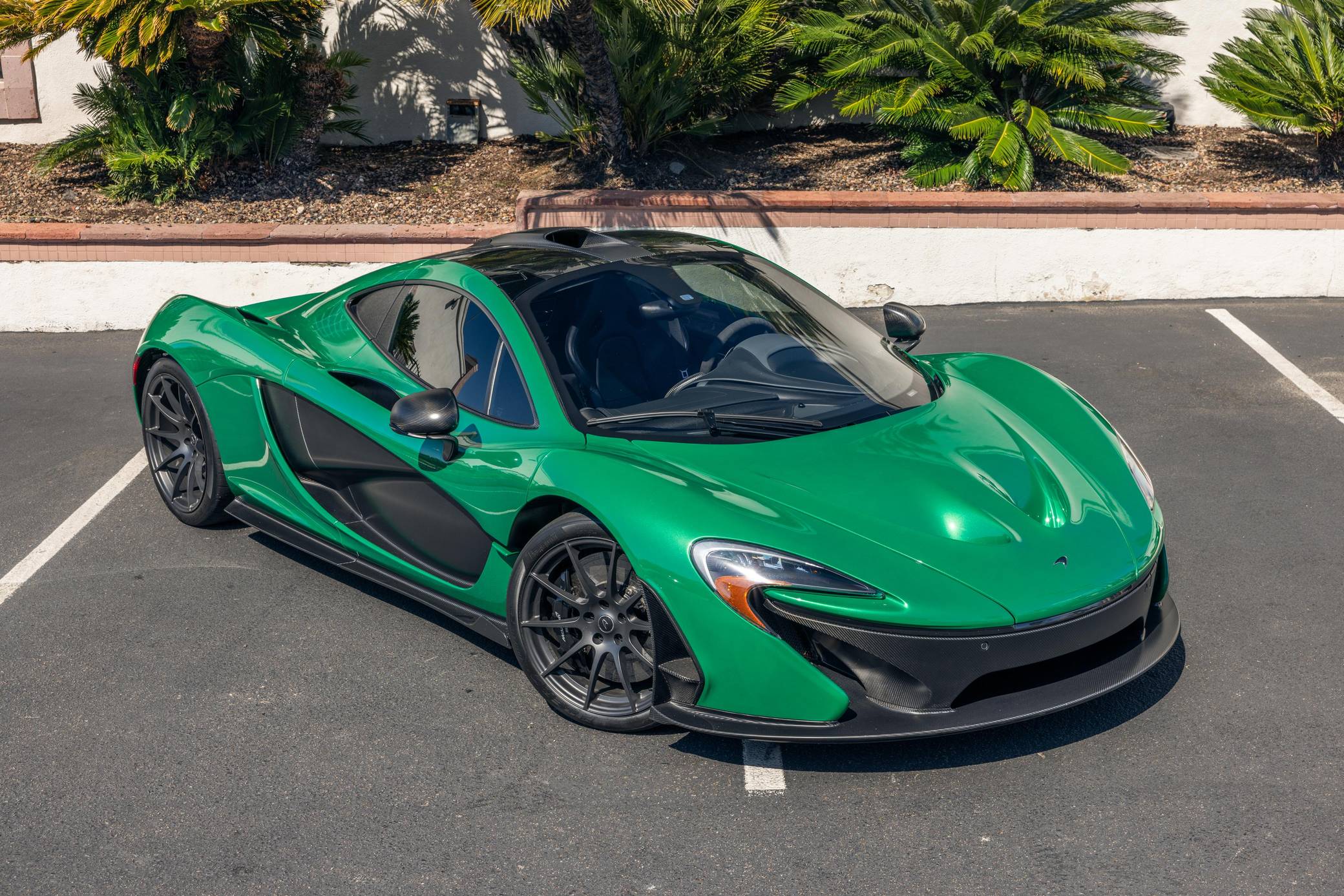 2014 McLaren P1 photo 131