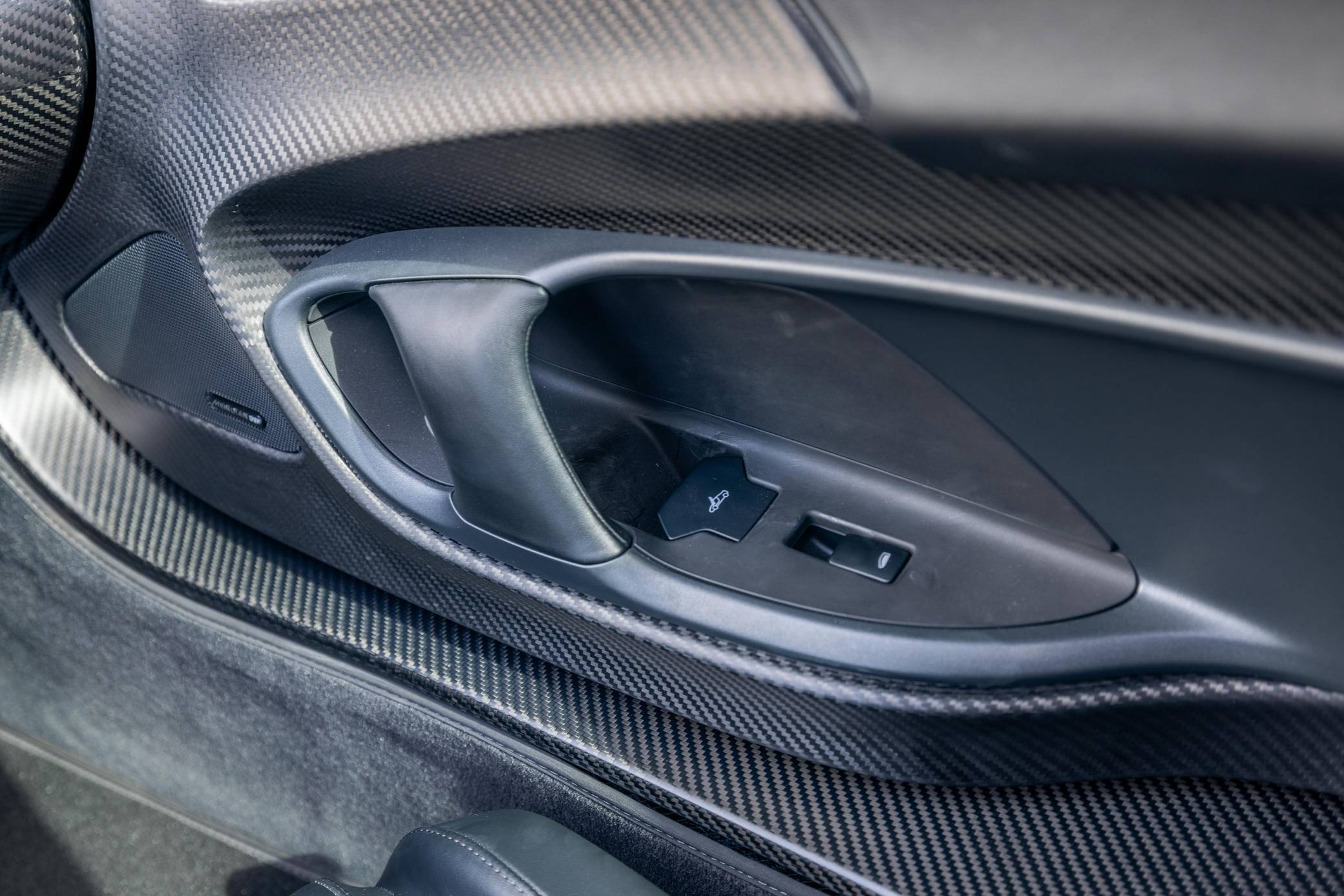 2014 McLaren P1 photo 376