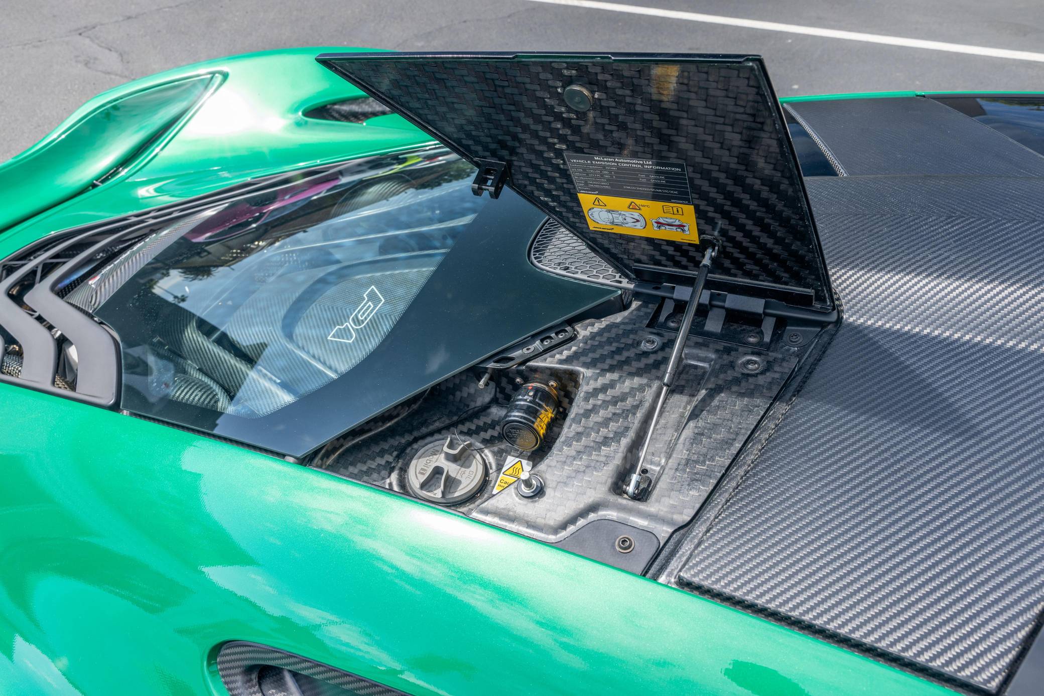 2014 McLaren P1 photo 404