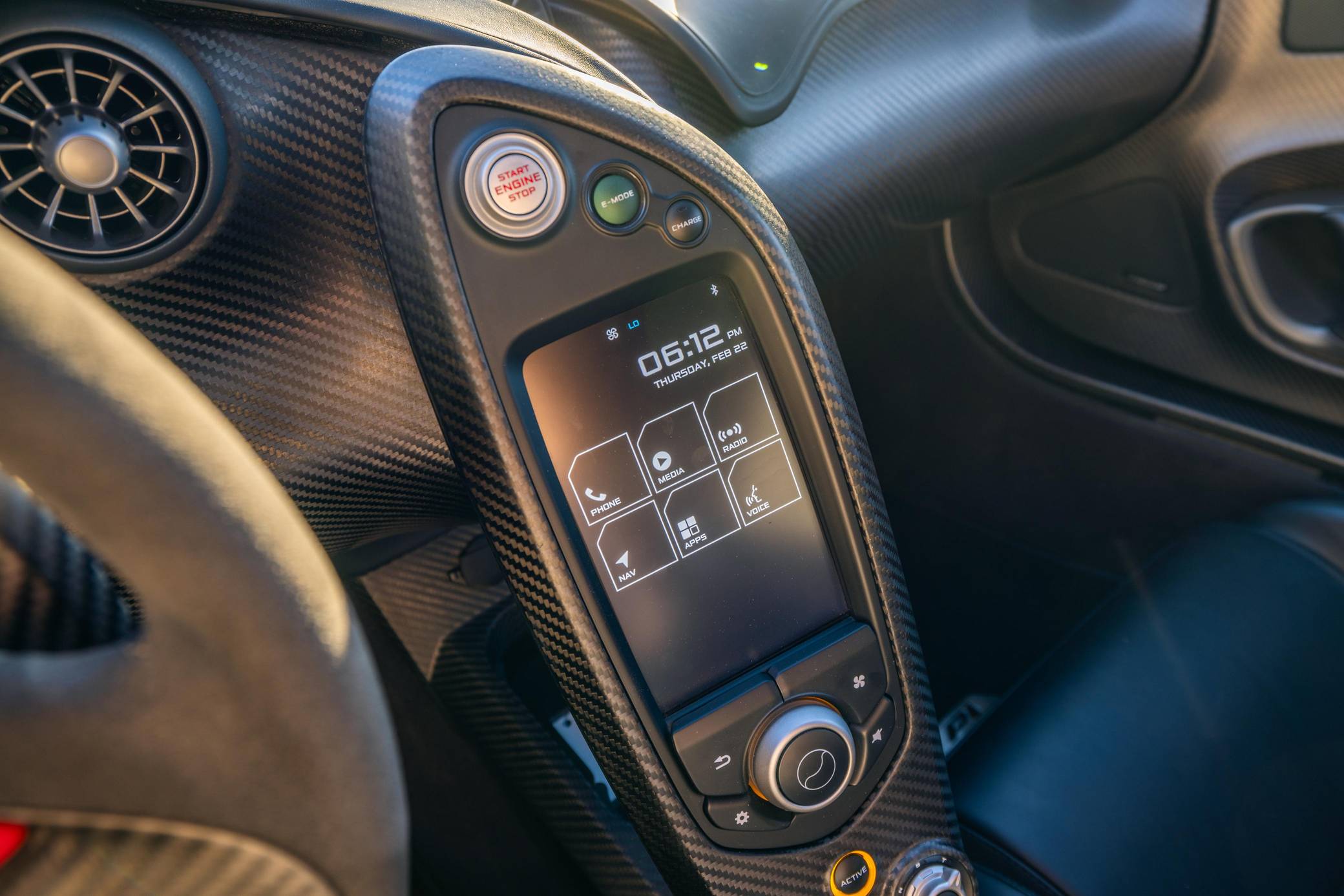 2014 McLaren P1 photo 318