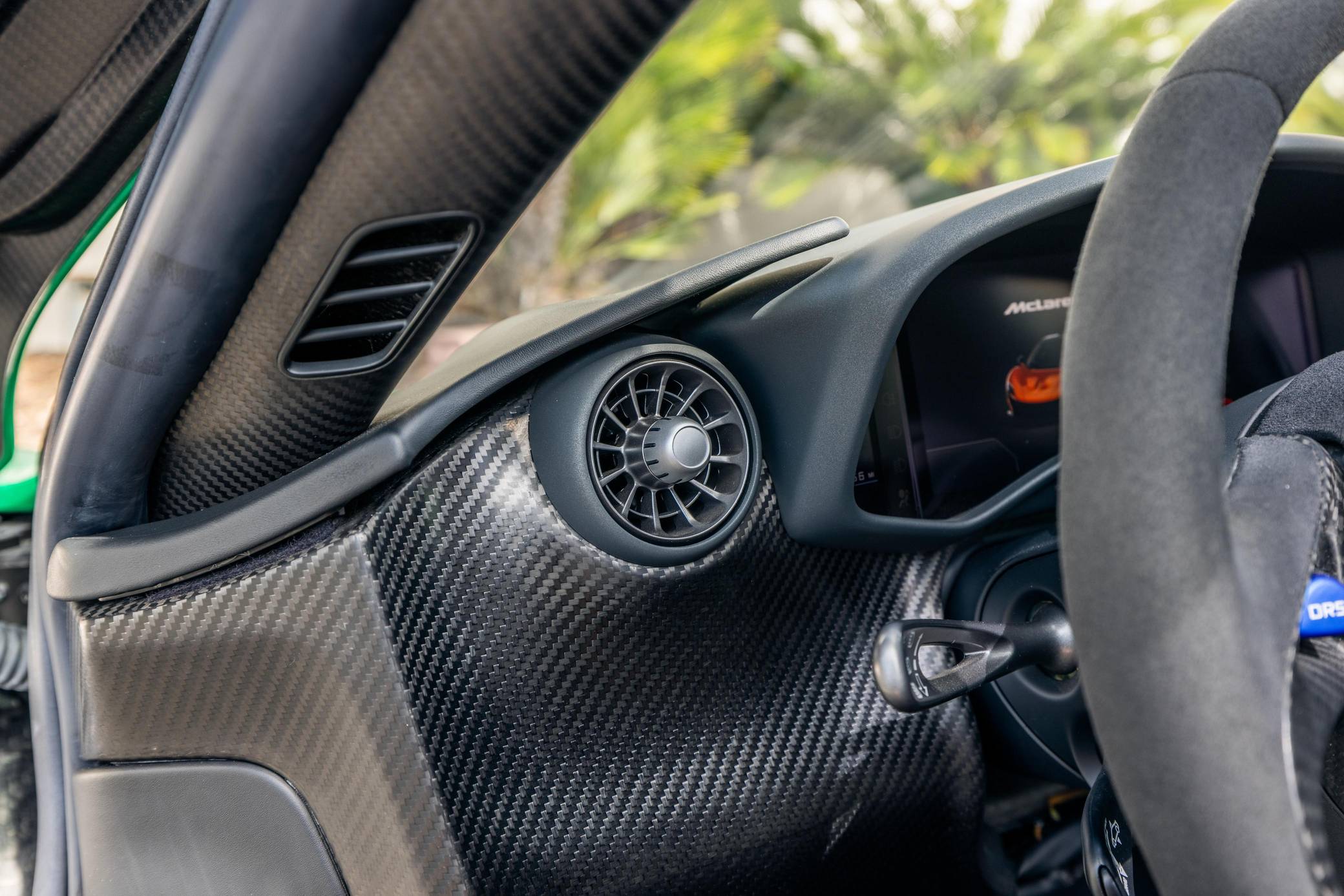 2014 McLaren P1 photo 295