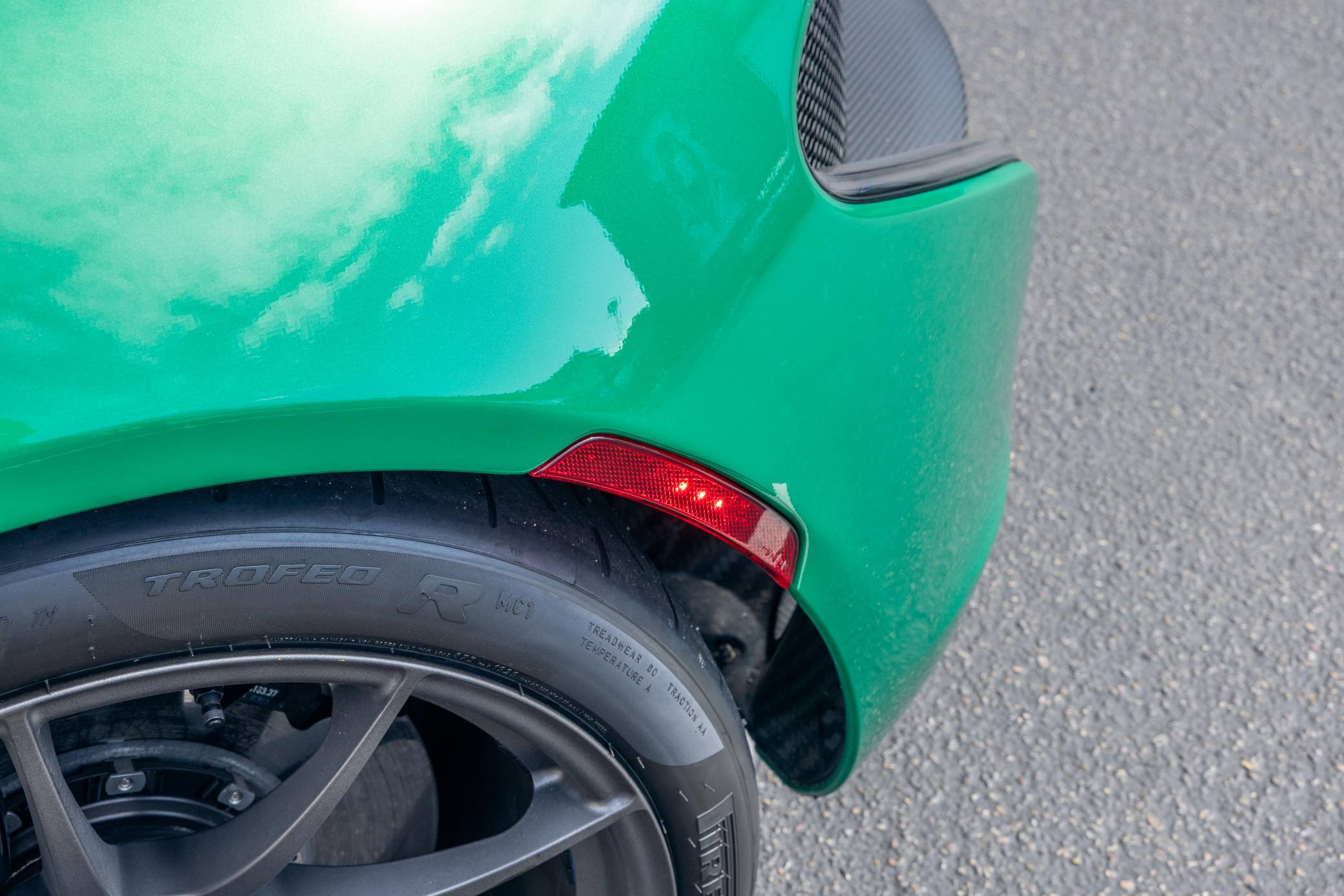 2014 McLaren P1 photo 203