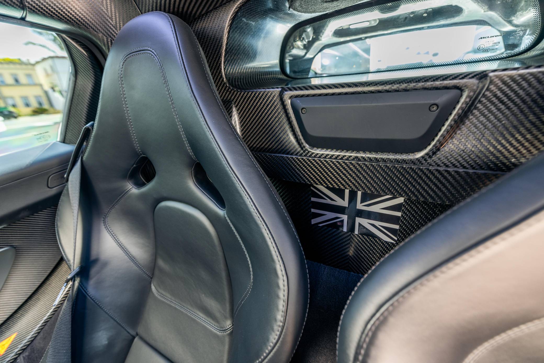 2014 McLaren P1 photo 342