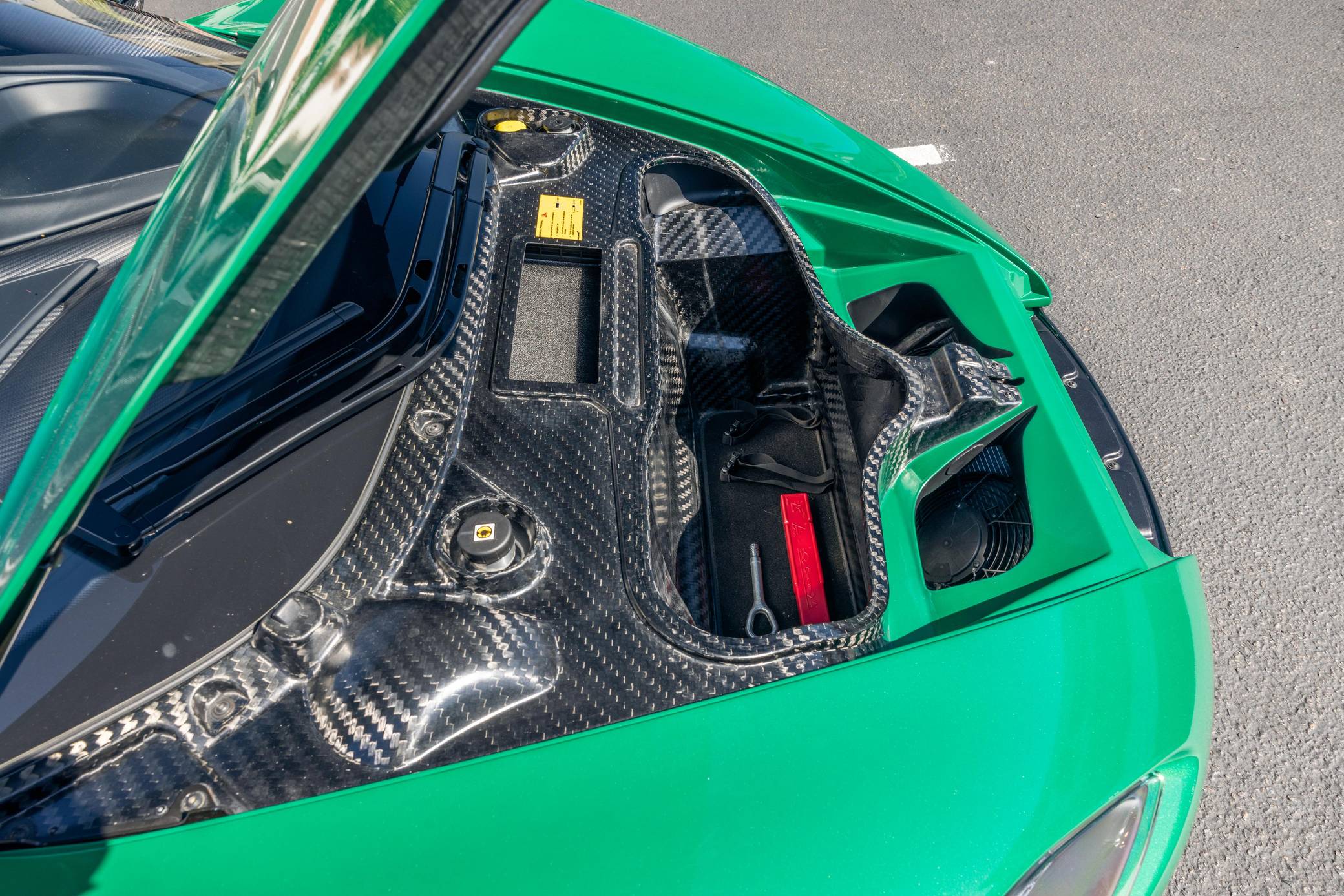 2014 McLaren P1 photo 391