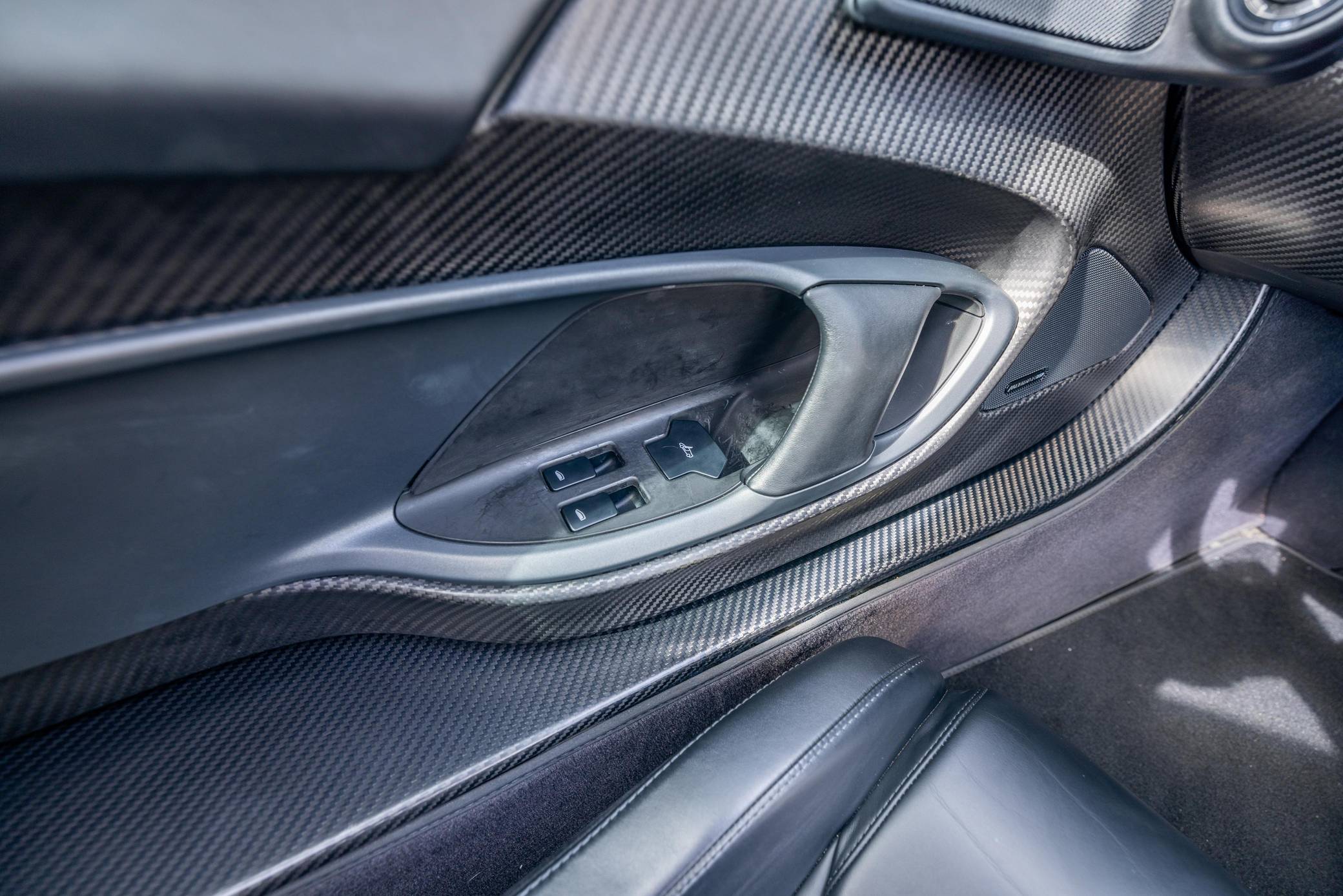 2014 McLaren P1 photo 365