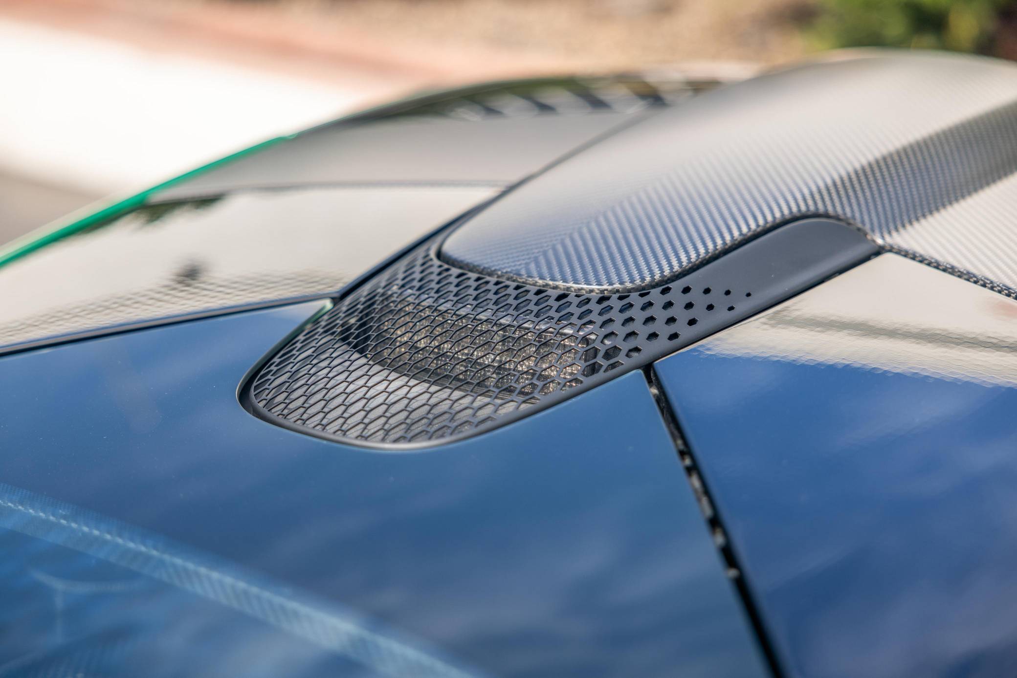 2014 McLaren P1 photo 235