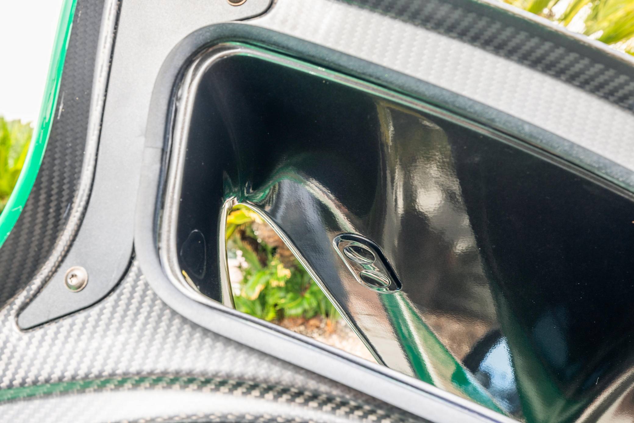 2014 McLaren P1 photo 381