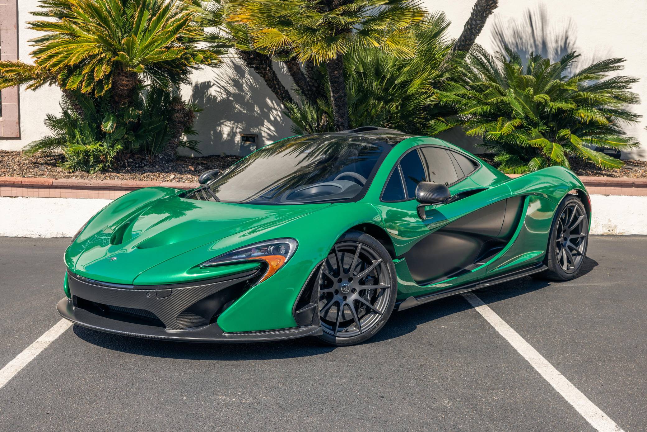 2014 McLaren P1 photo 105