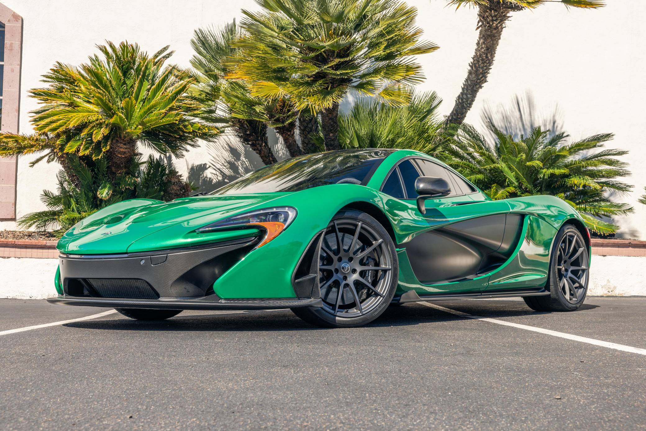 2014 McLaren P1 photo 79