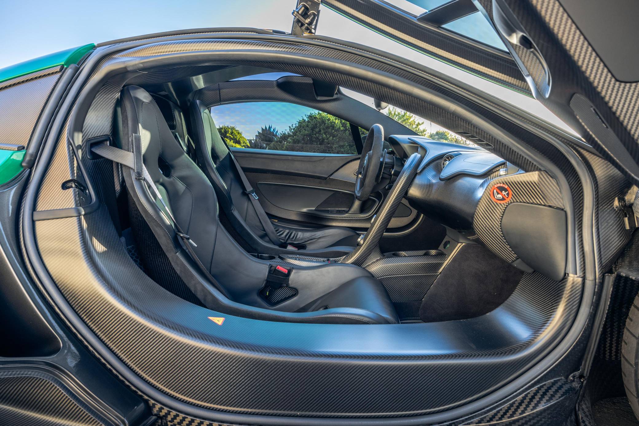 2014 McLaren P1 photo 283
