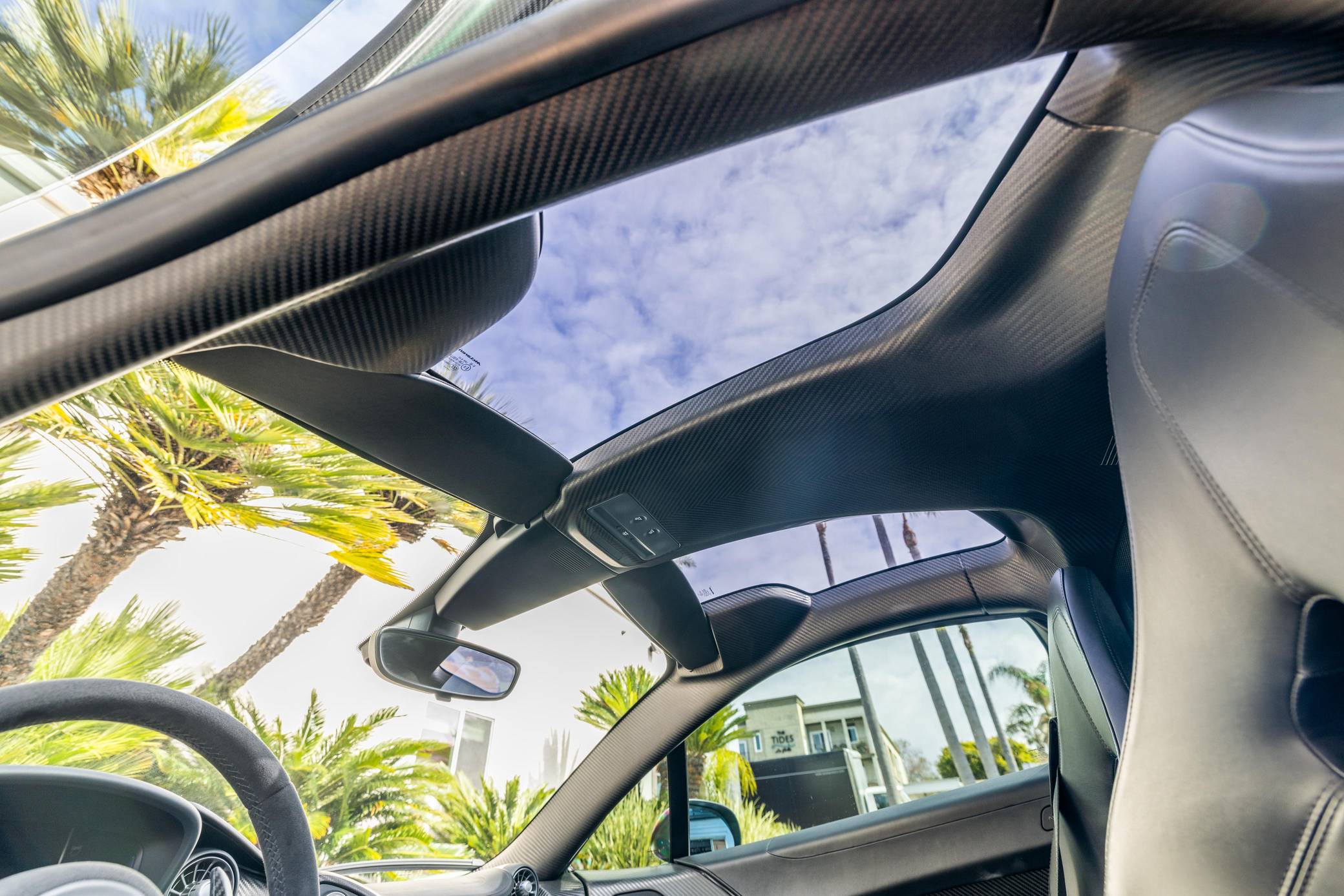 2014 McLaren P1 photo 349