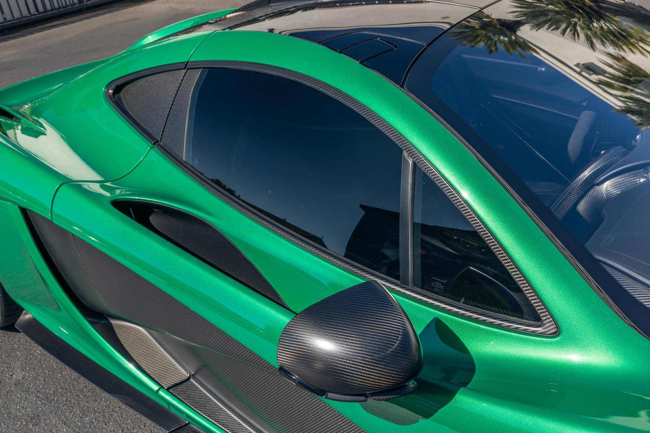 2014 McLaren P1 photo 247