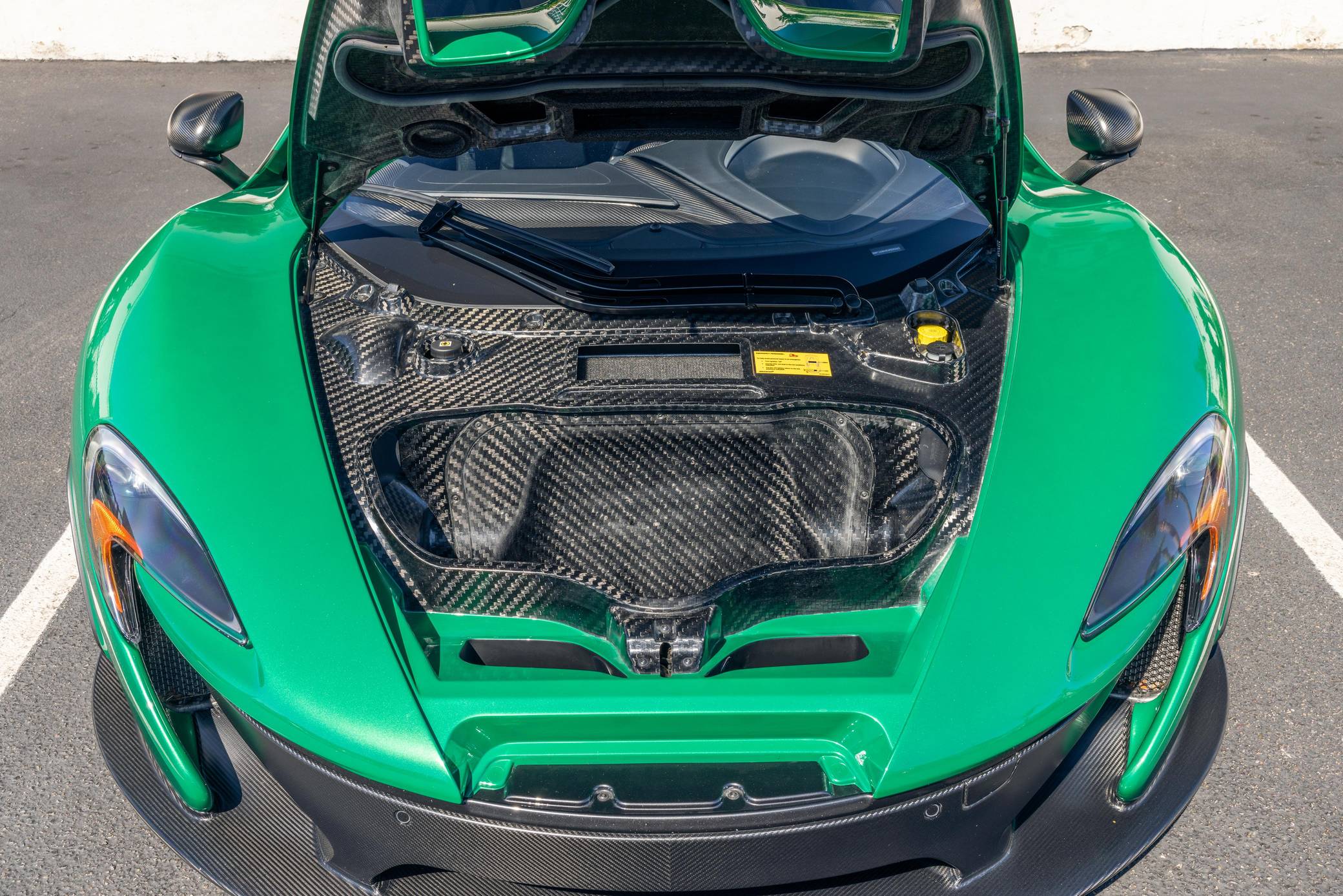 2014 McLaren P1 photo 390