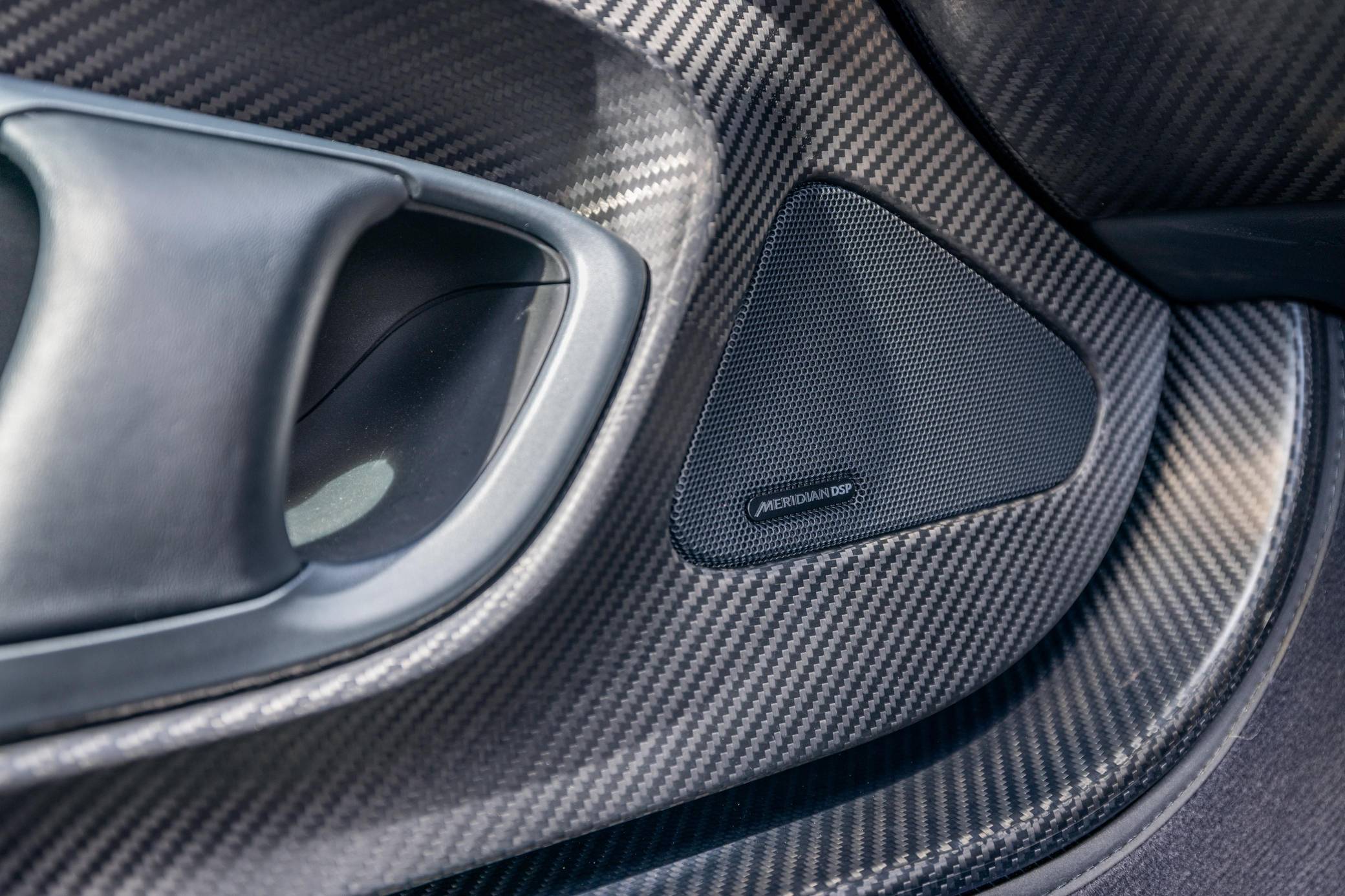 2014 McLaren P1 photo 366