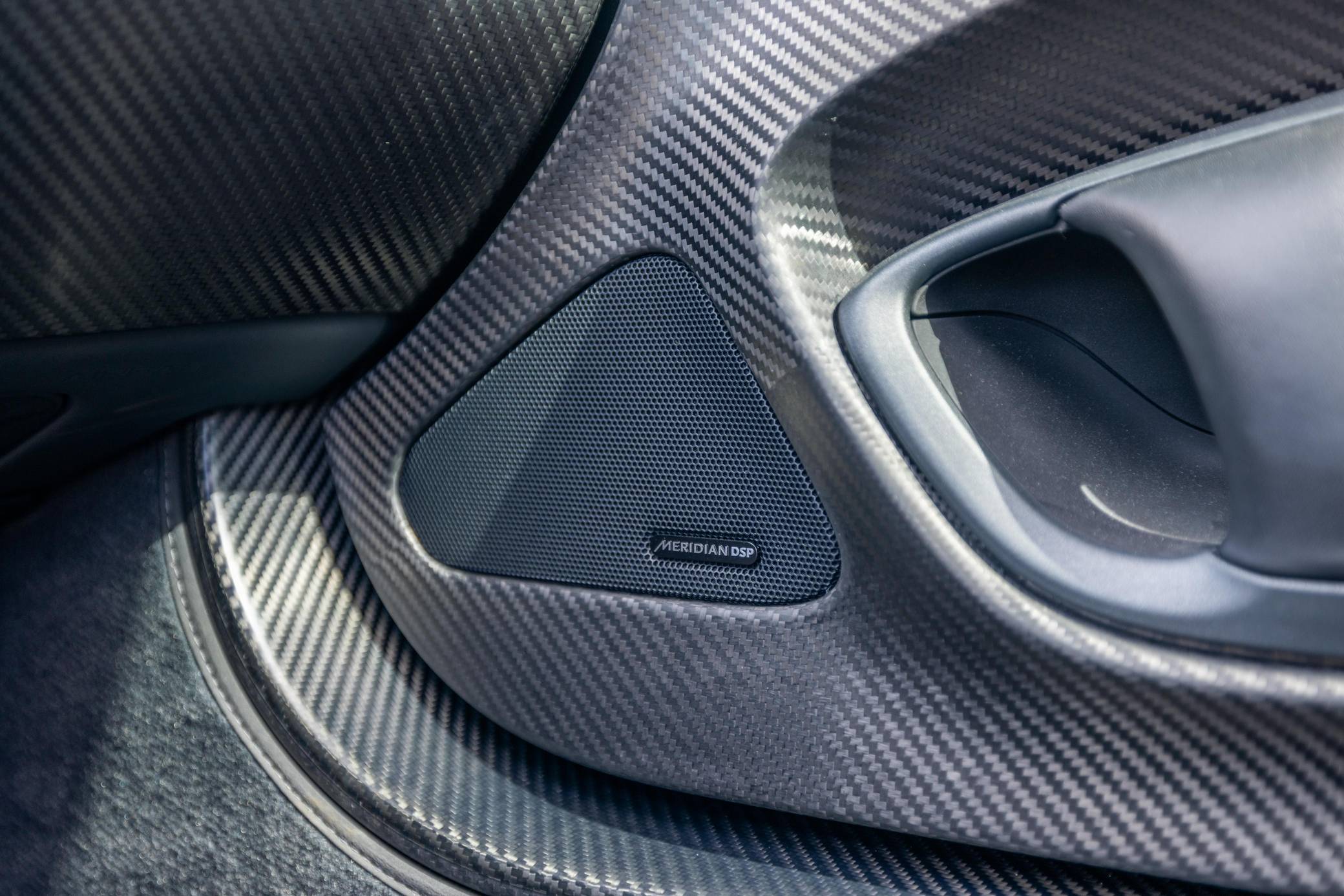 2014 McLaren P1 photo 378