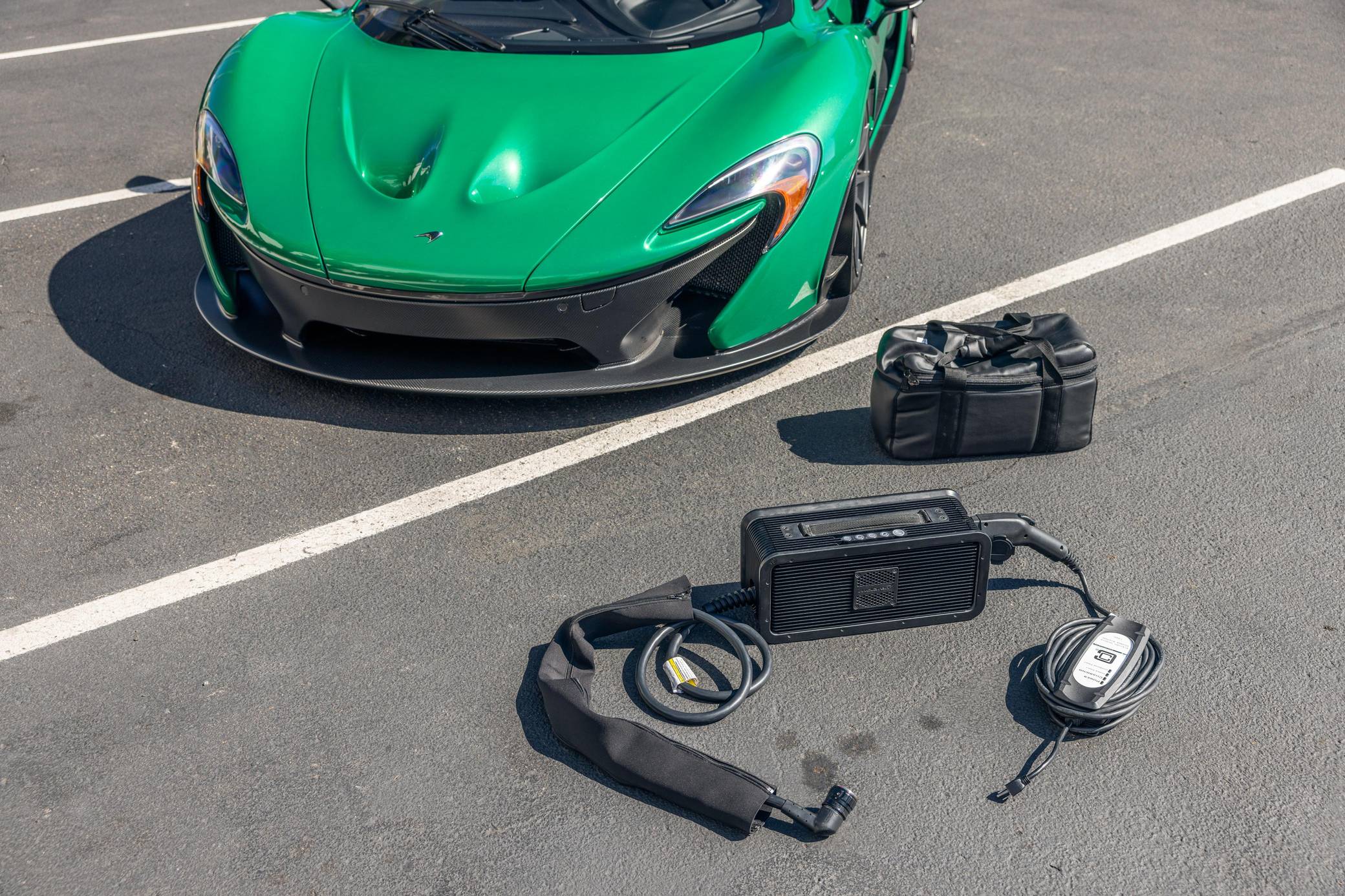 2014 McLaren P1 photo 458